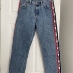 Featured thumbnail for Jeans Levis style 501 crop avec logo