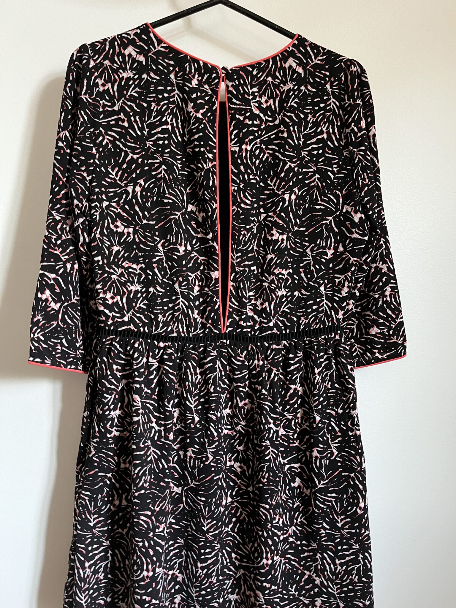 Image for Robe dos ouvert, légère marque Suncoo Paris