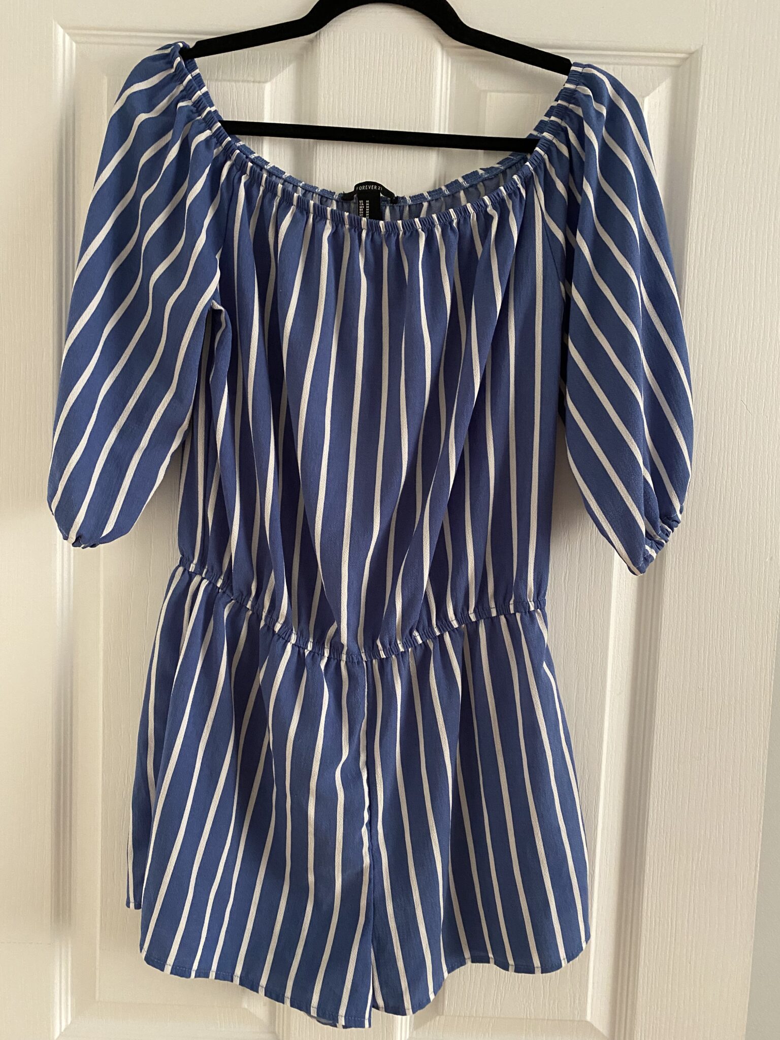 Featured image for Jumpsuit Forever 21 - Medium