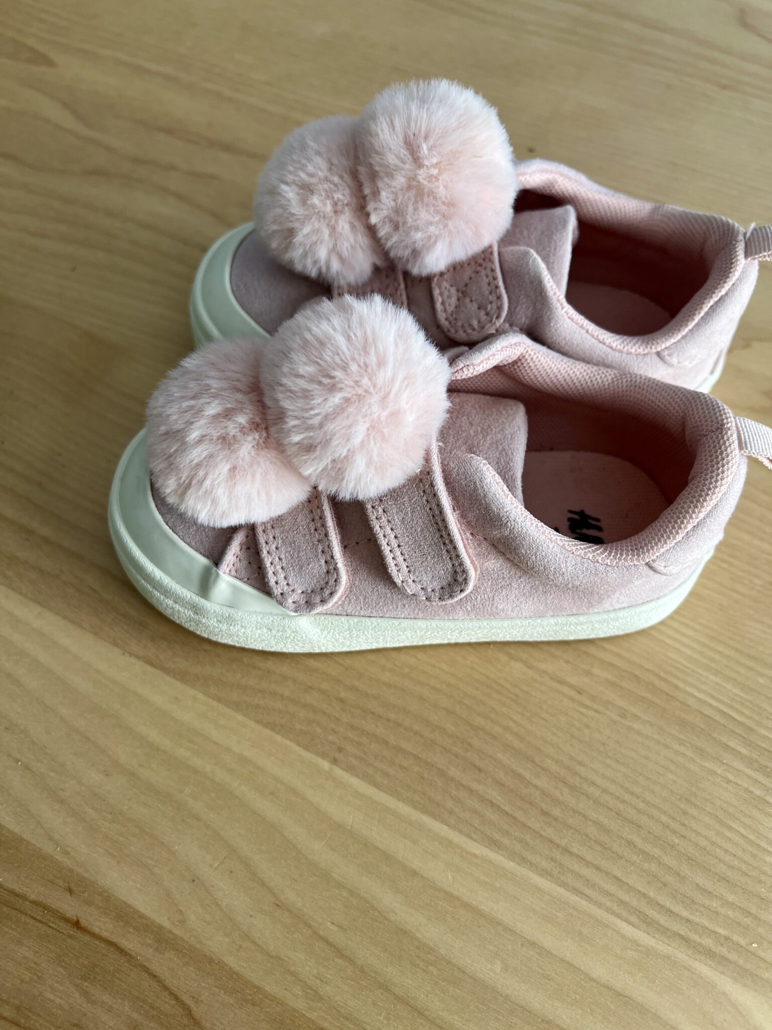 Image for shoes never worn size 23
