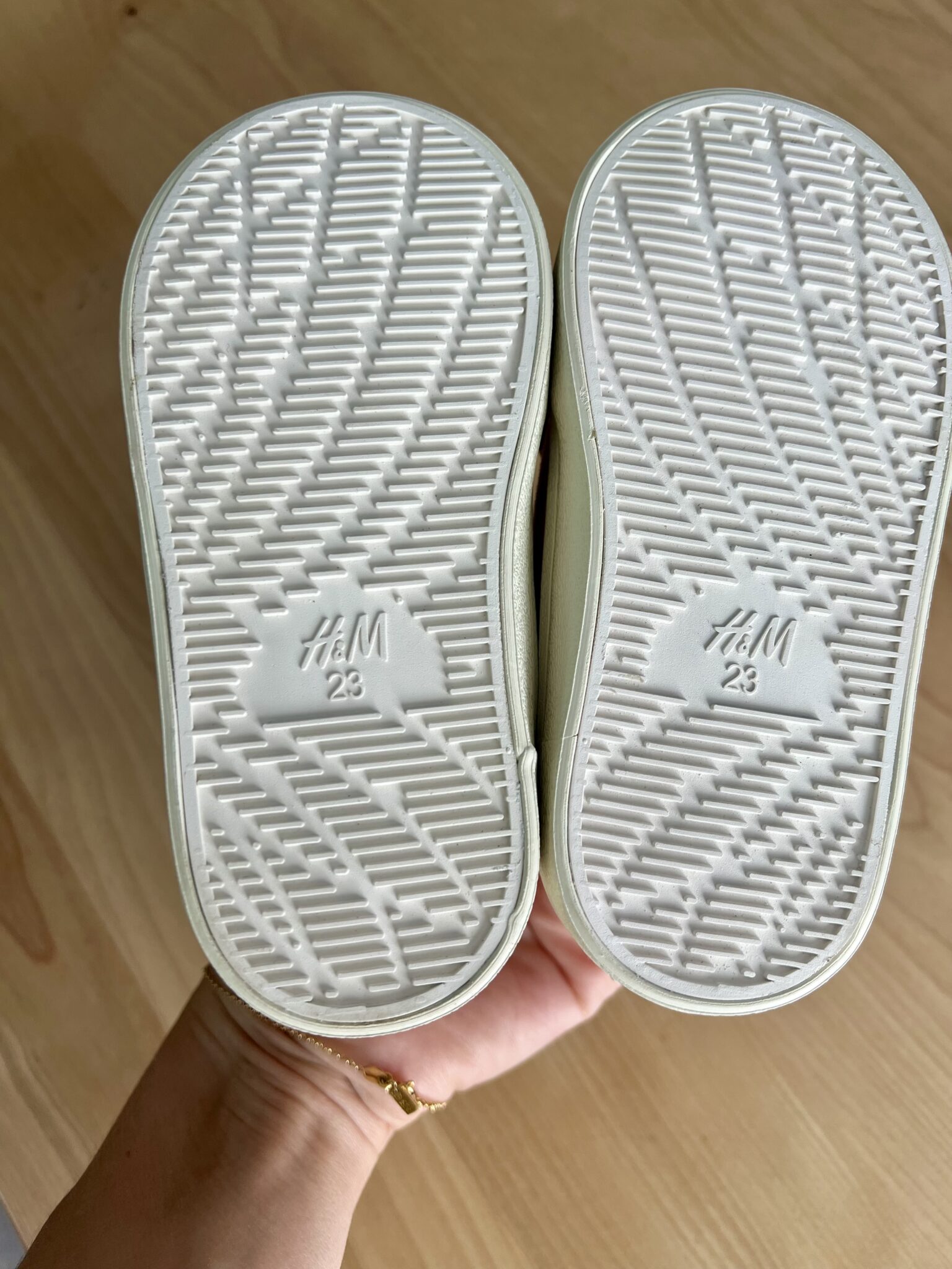 Image for shoes never worn size 23