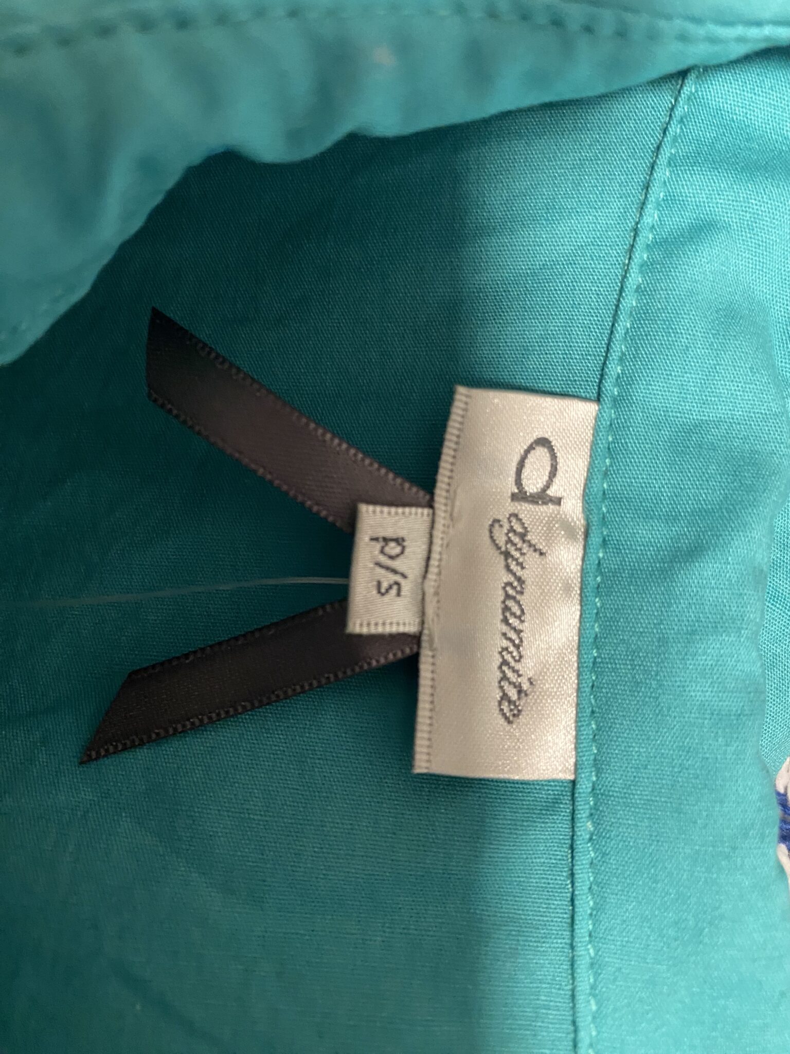 Image for Neuve, Blouse manches courtes neuve Dynamite
