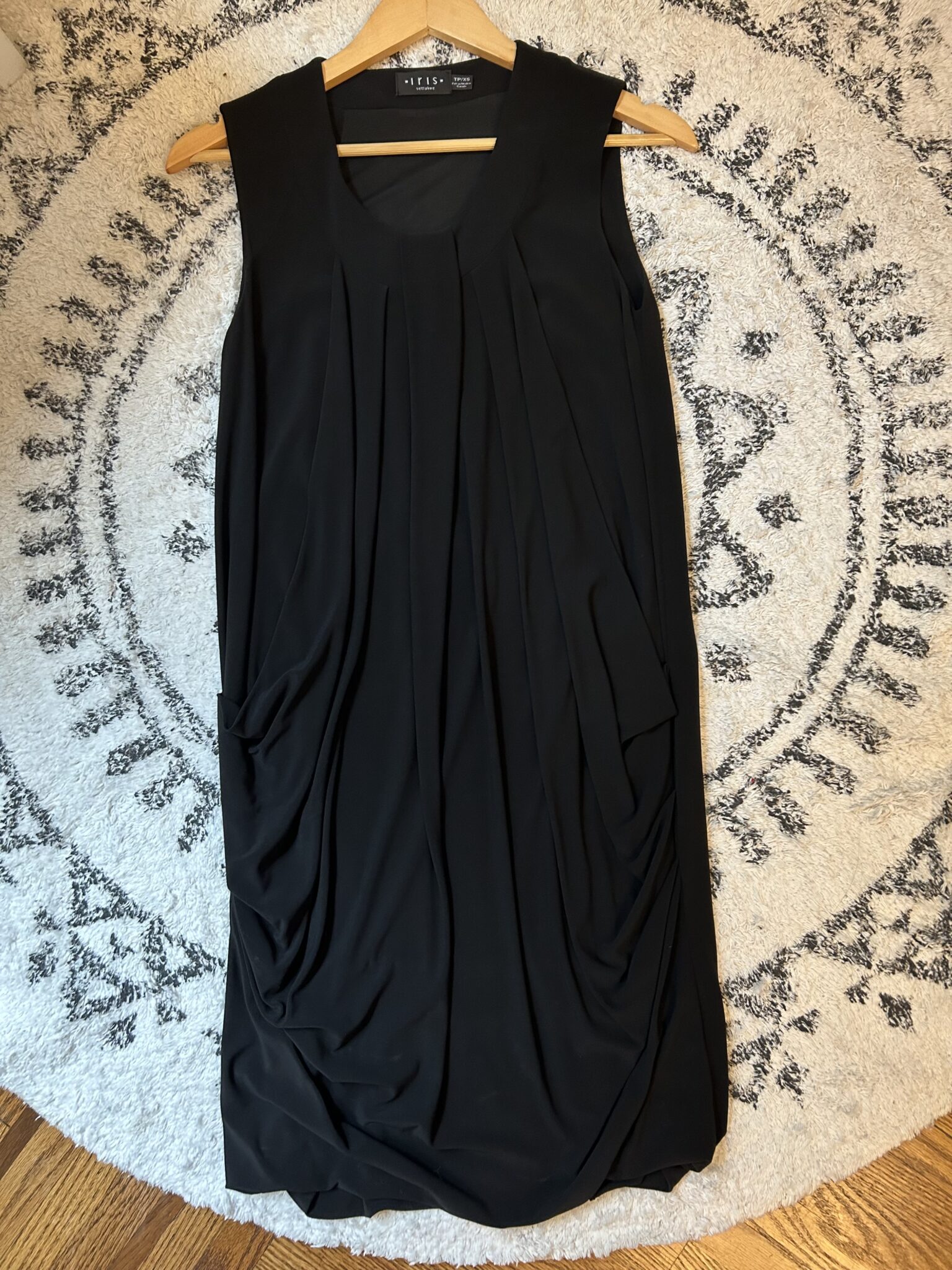 Image for Iris Setlakwe Robe noire