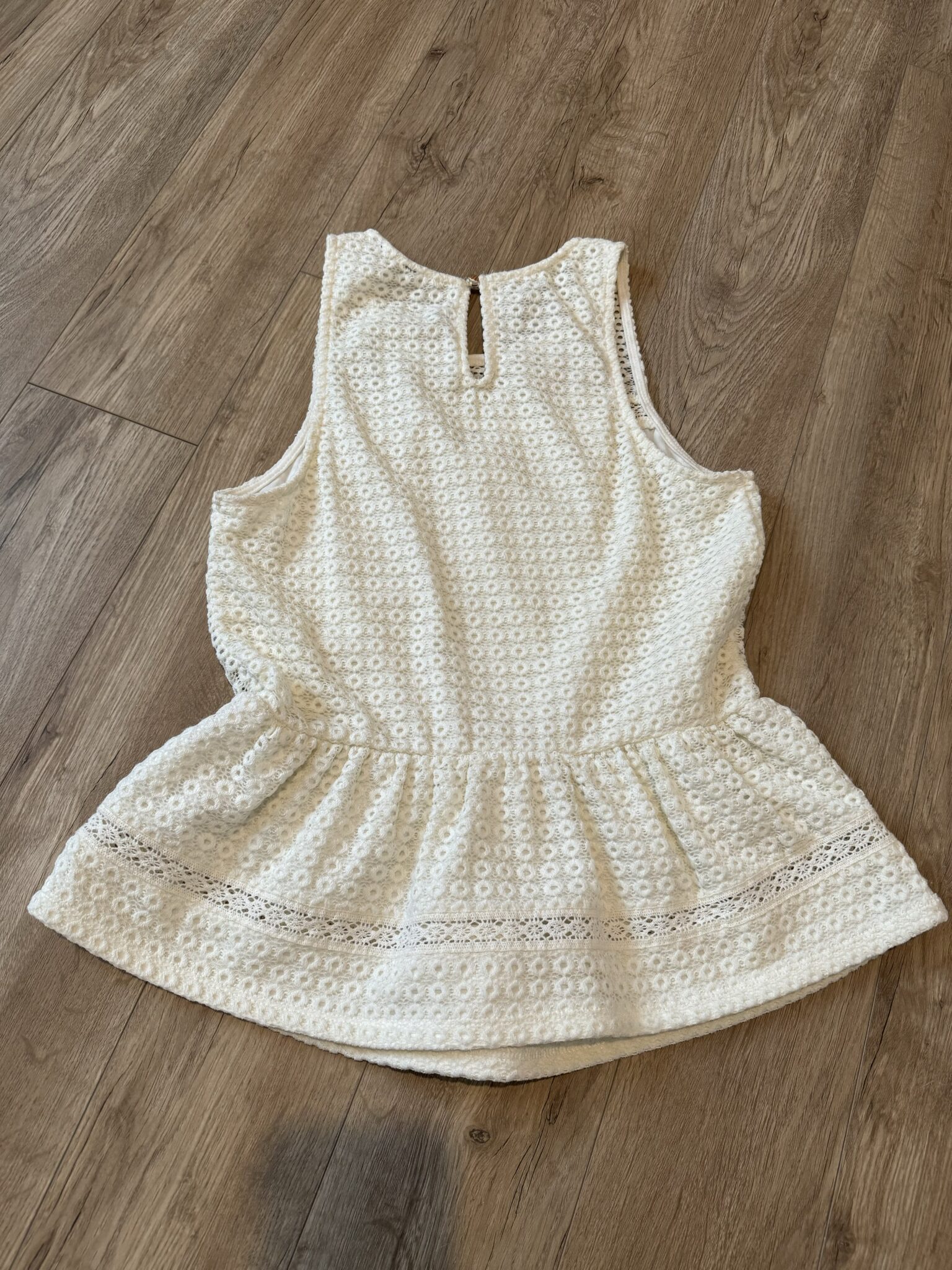Image for XS Dynamite cream top