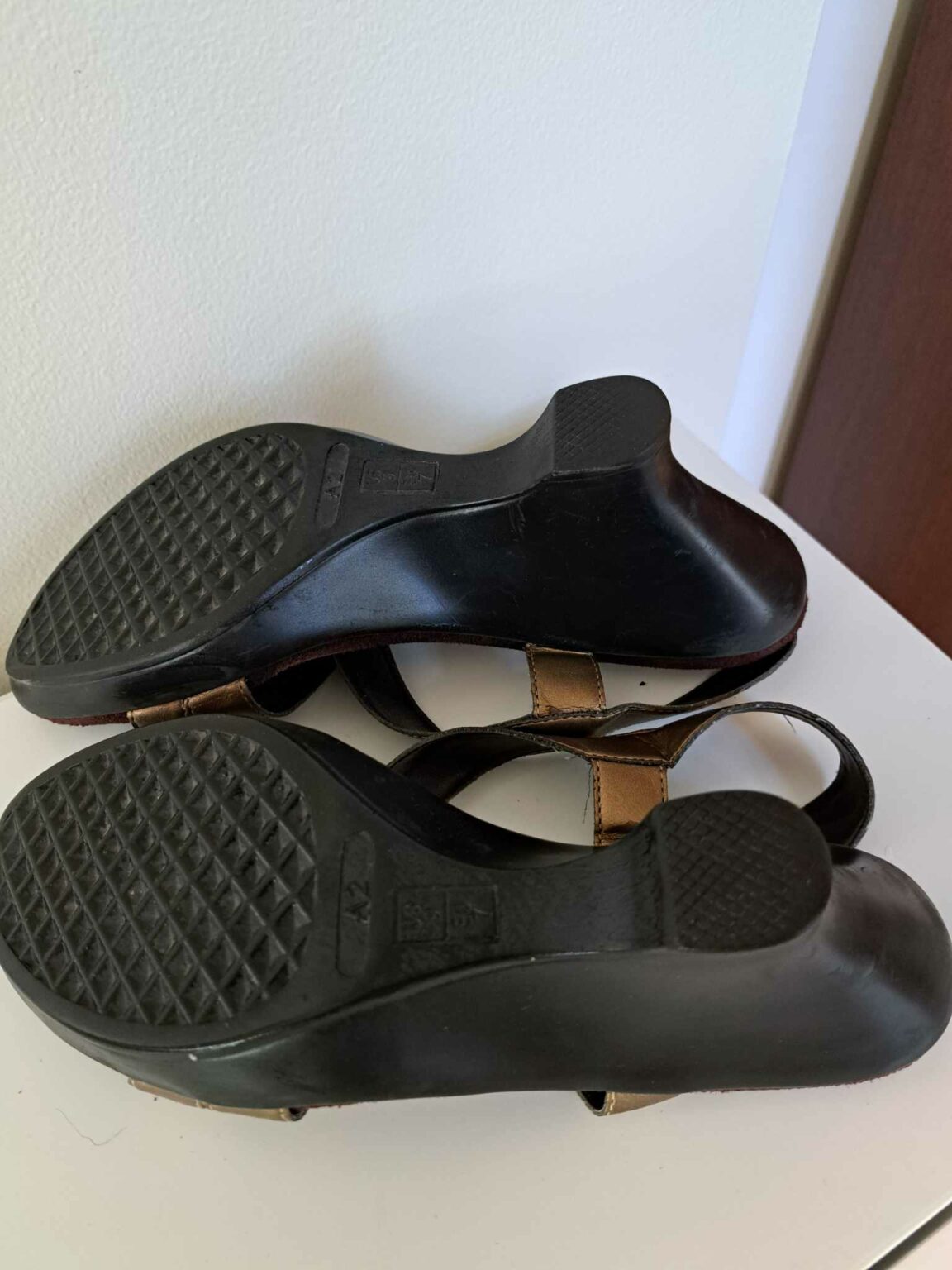 Image for Sandales Bronze taille 9B par A2 by Aerosoles - ultra confortables!