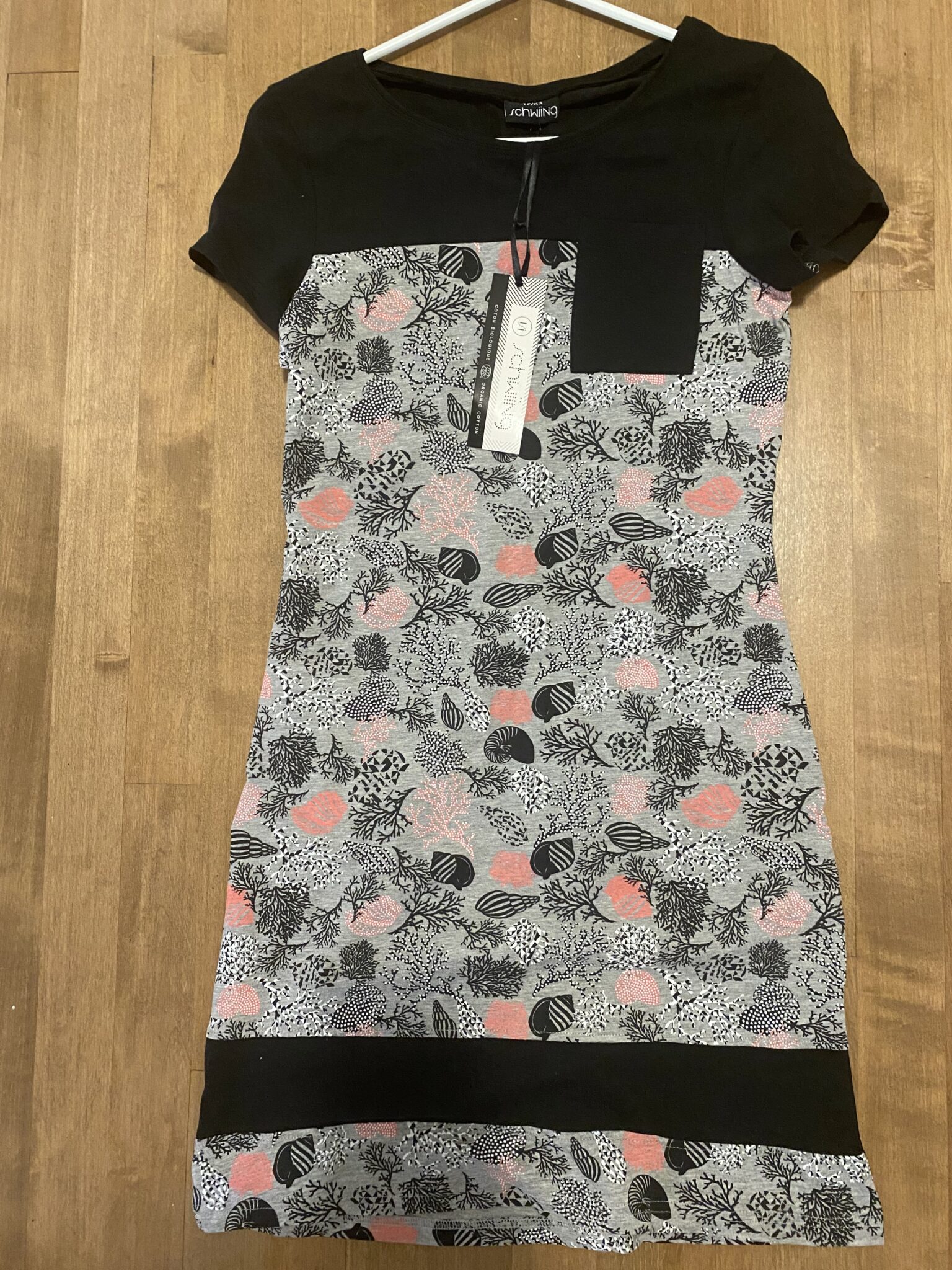 Featured image for Neuve,Robe de marque québécoise Schwiing,