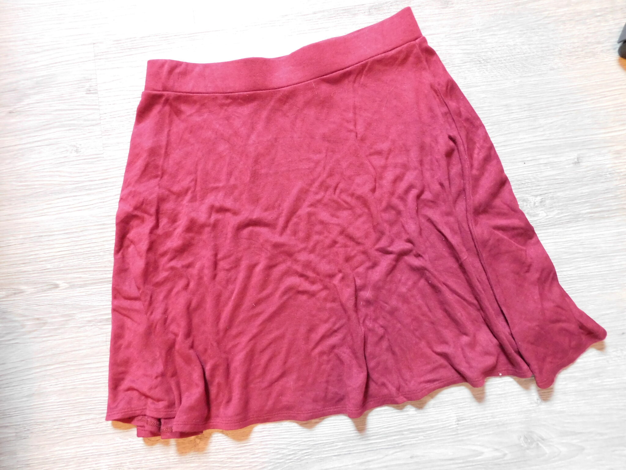 Featured image for Jupe rouge