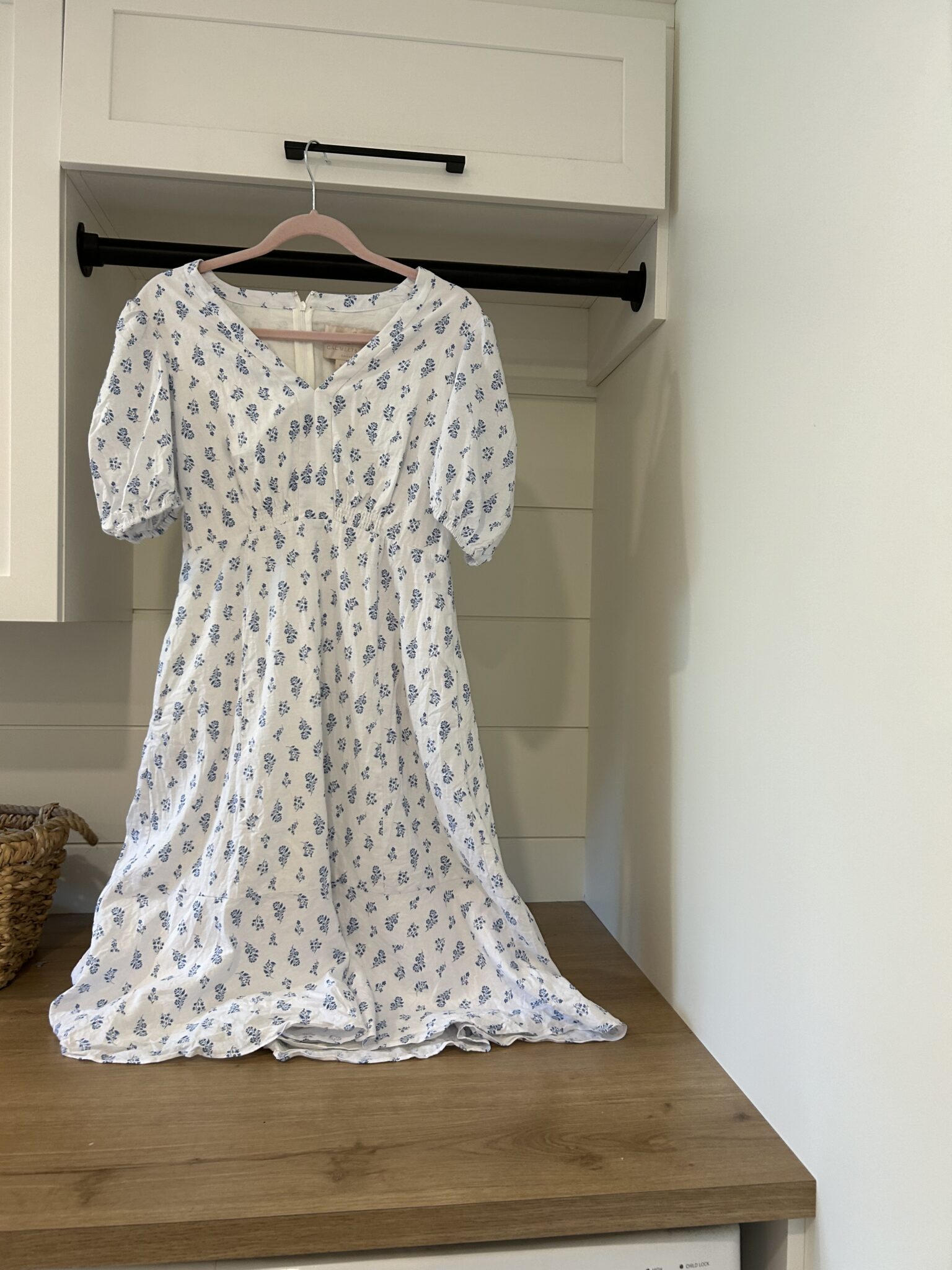 Featured image for Robe Gal Meet Glam by Julia Berolzheimer
