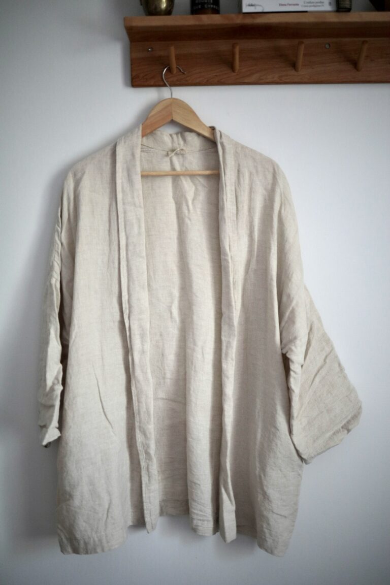 Image for 100% linen Chelsea Coat PEPLUM CO. (OS)