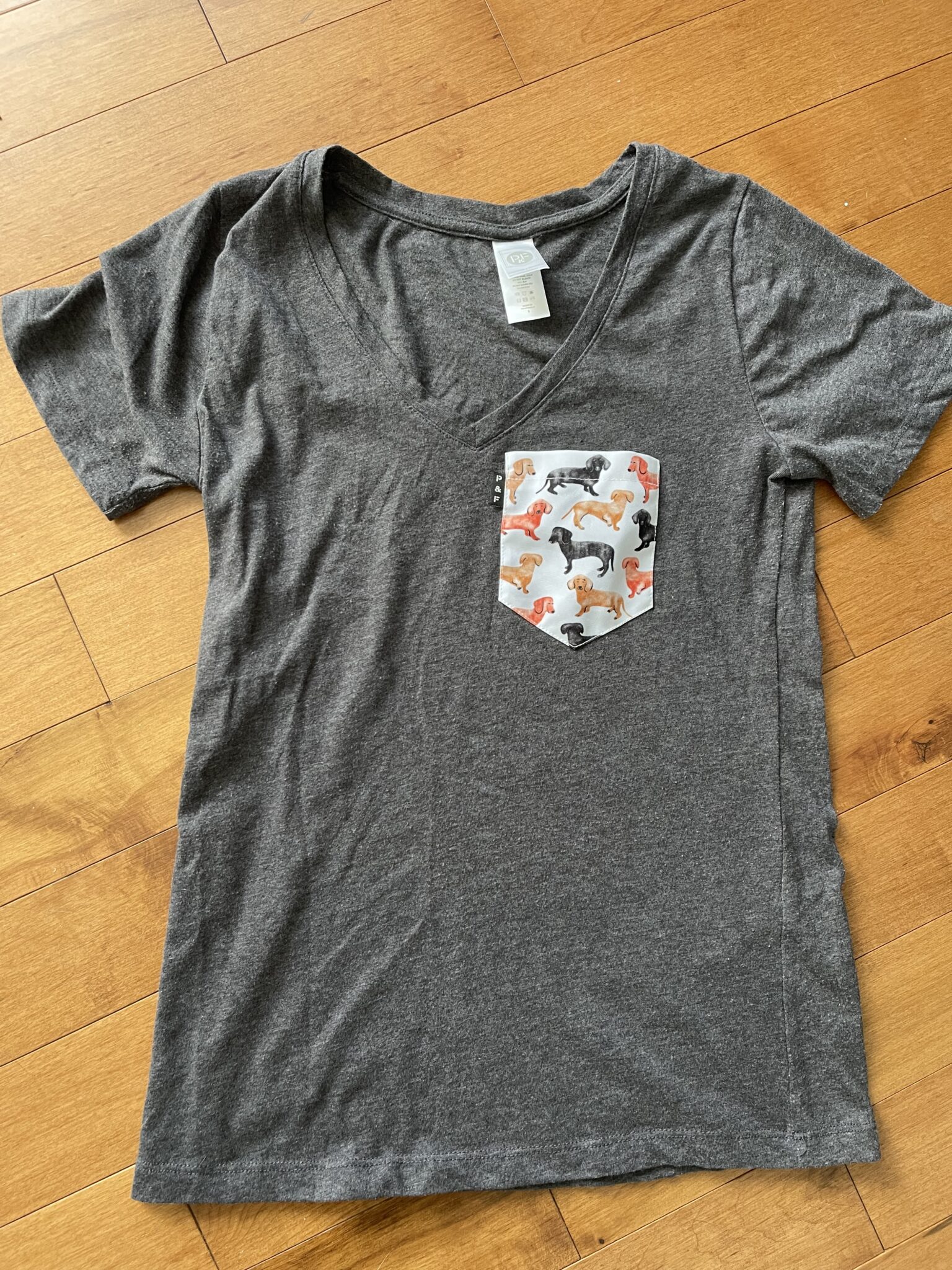 Featured image for T-shirt poches et fils small