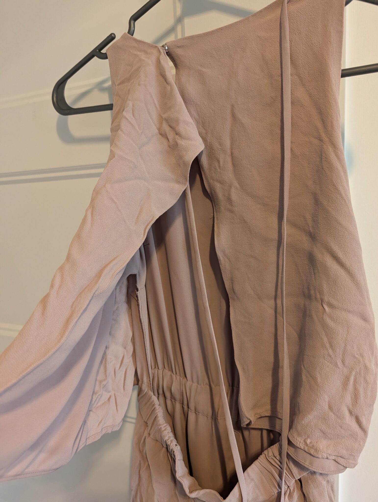 Image for Aritzia/Babaton Donachie Romper Sz XXS