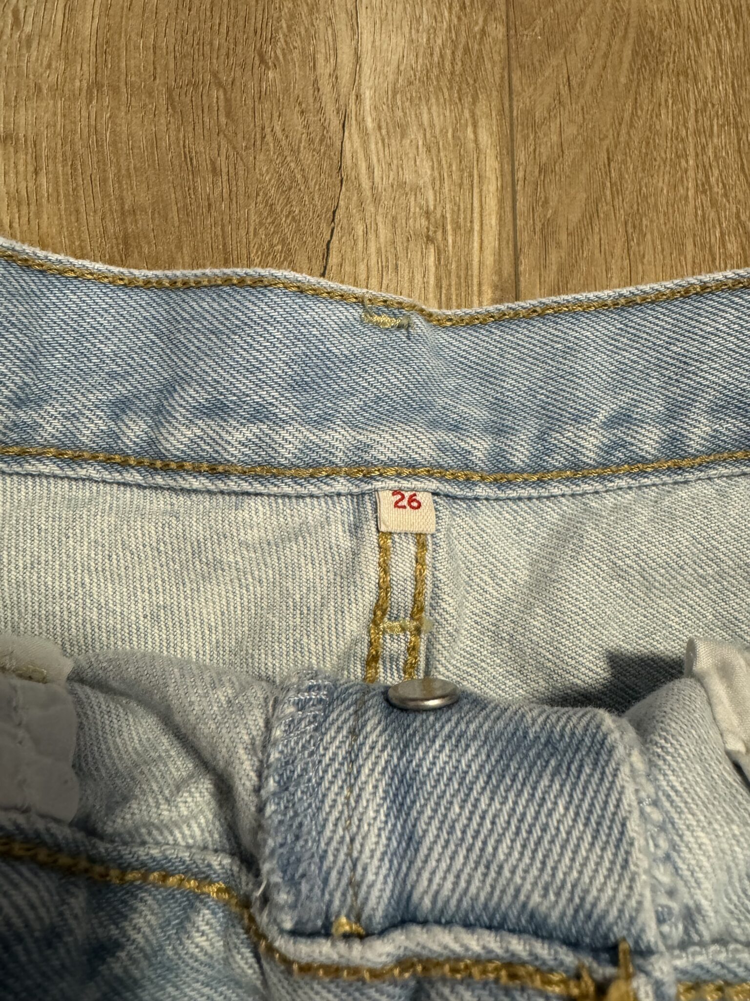 Image for 26 Levis denim shorts
