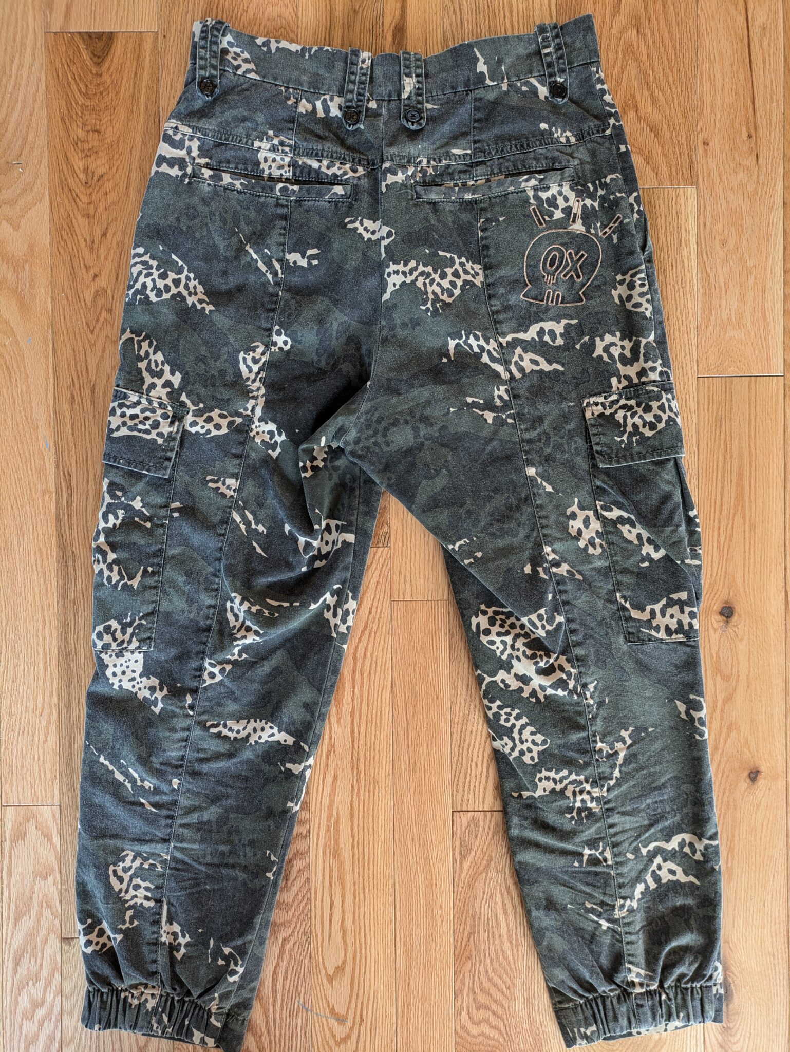 Image for Zadig & Voltaire Pilote Camo Leo Taille 40