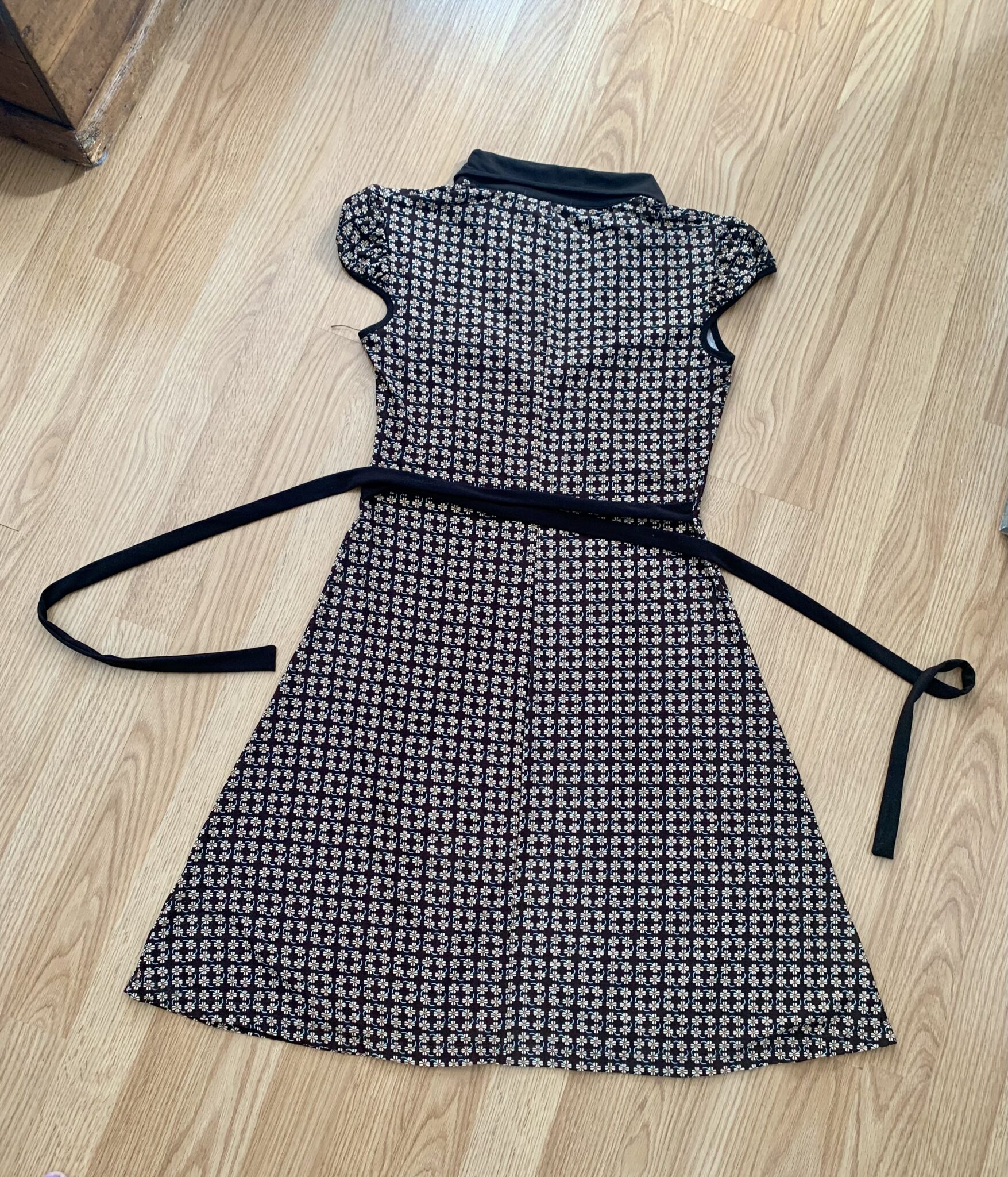 Image for Robe style vintage à coupe flatteuse