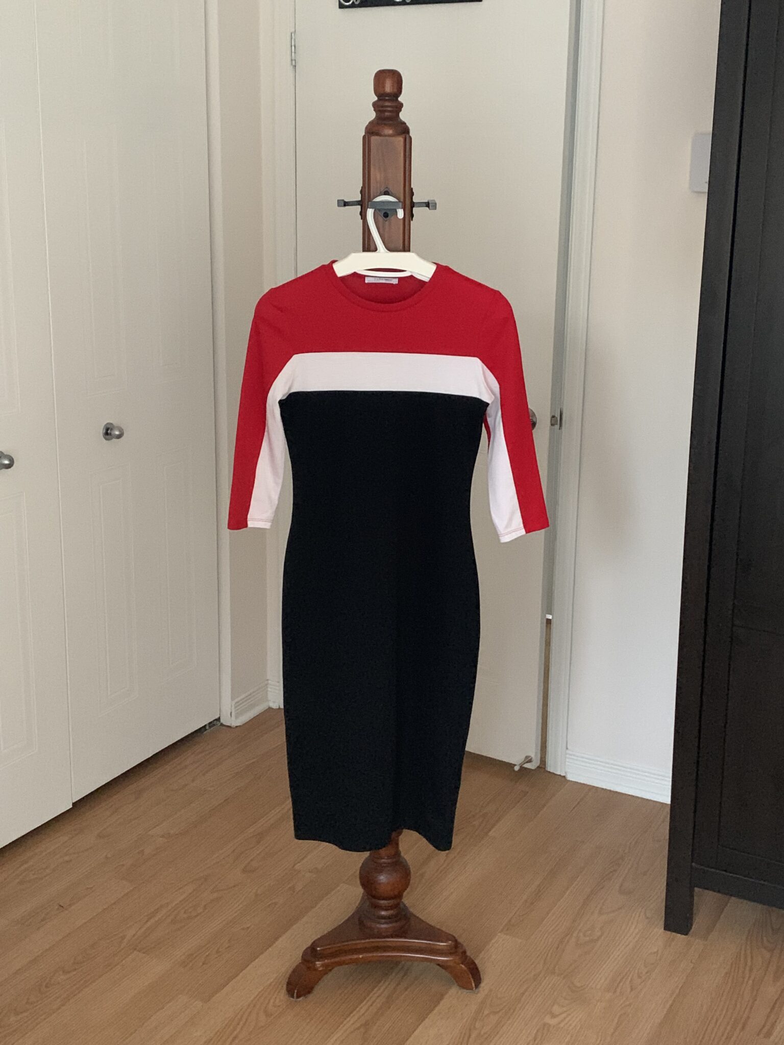 Featured image for Robe ajustée