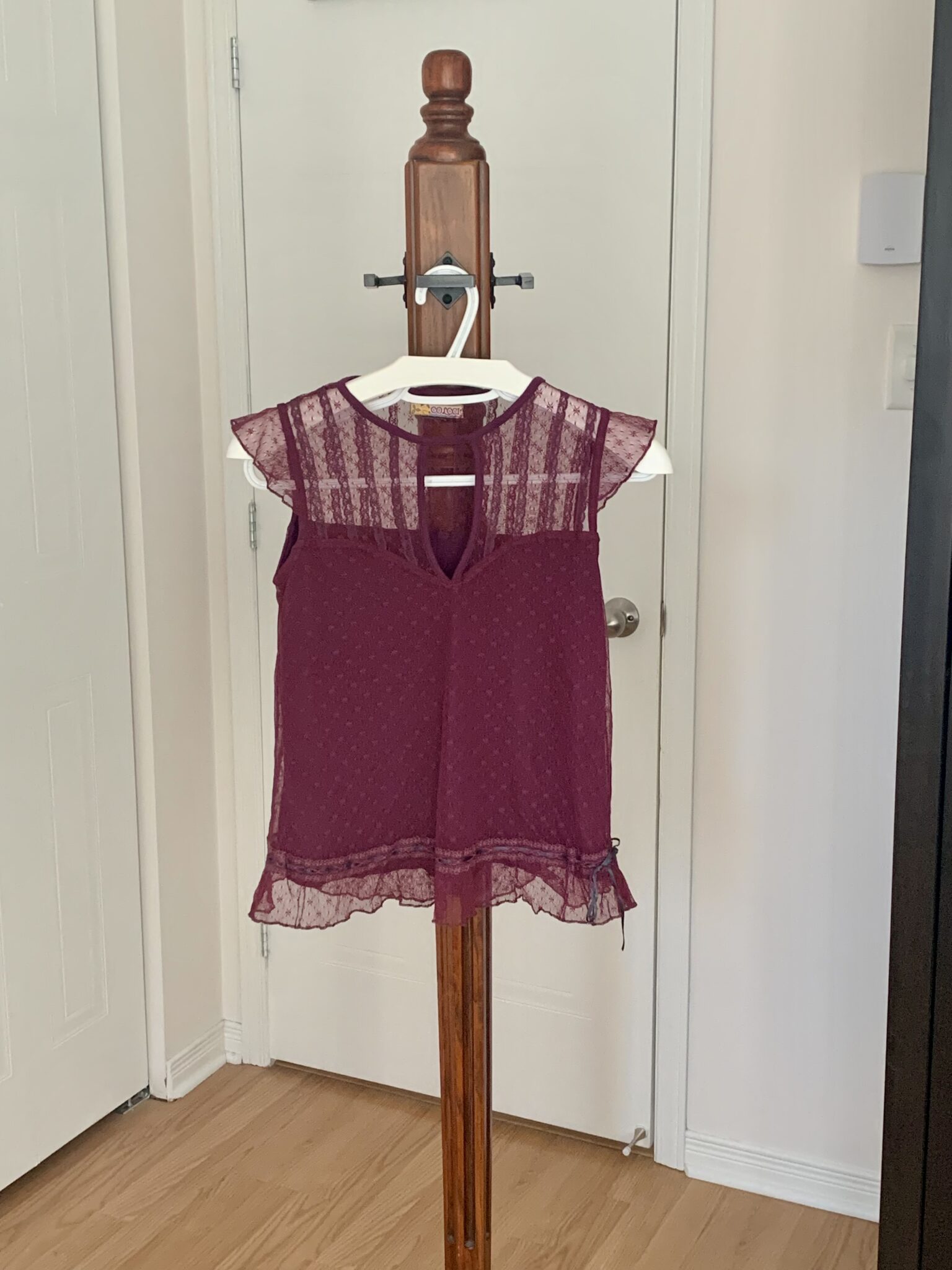 Featured image for Haut en dentelle