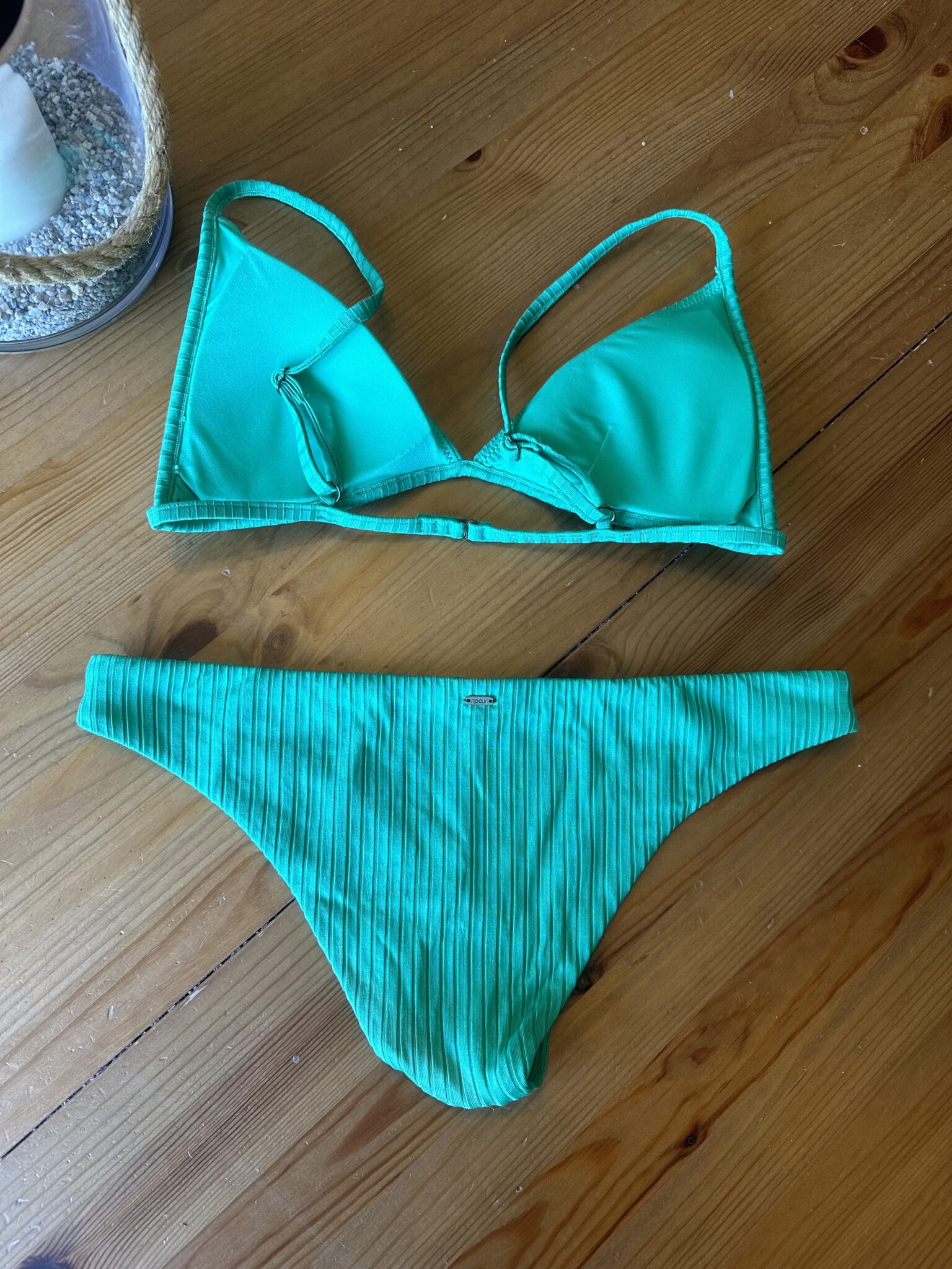 Image for Bikini triangle vert