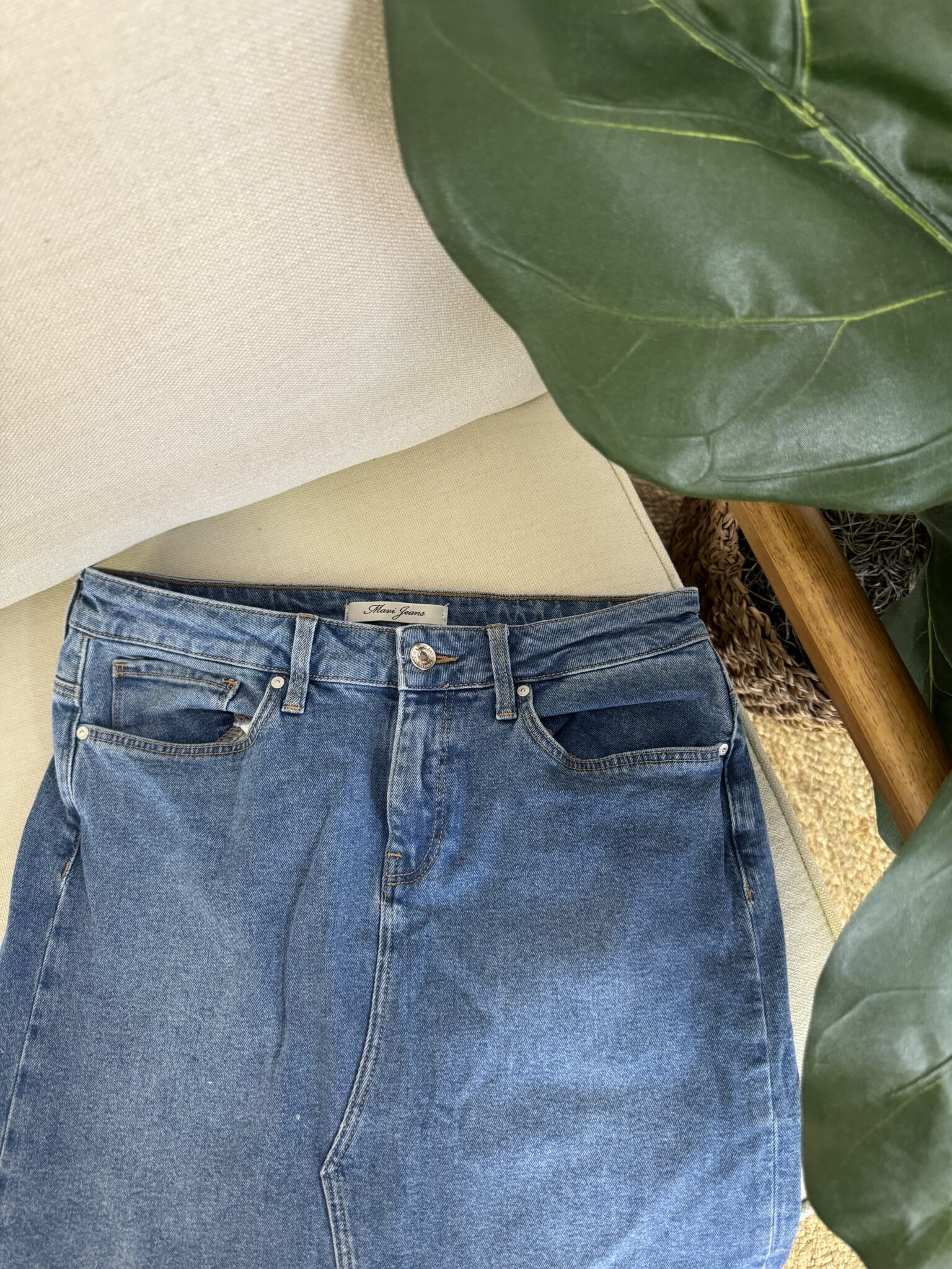 Featured image for Jupe en jeans Mavi