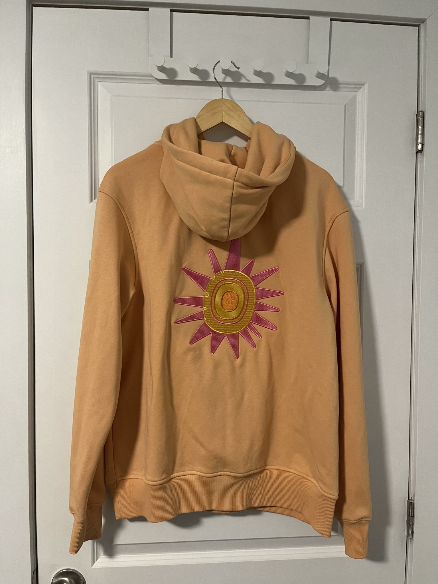 Featured image for Hoodie pêche Burning Sun Le Cartel