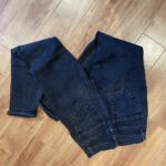 Featured thumbnail for Mom black jeans