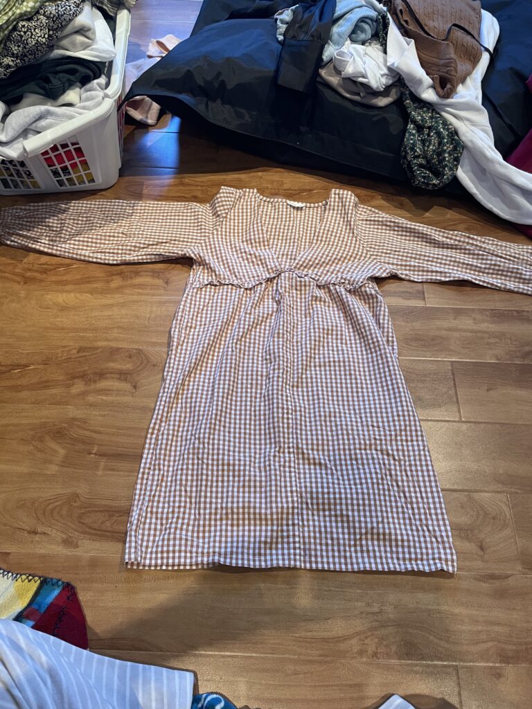 Featured image for Long-sleeved checked dress