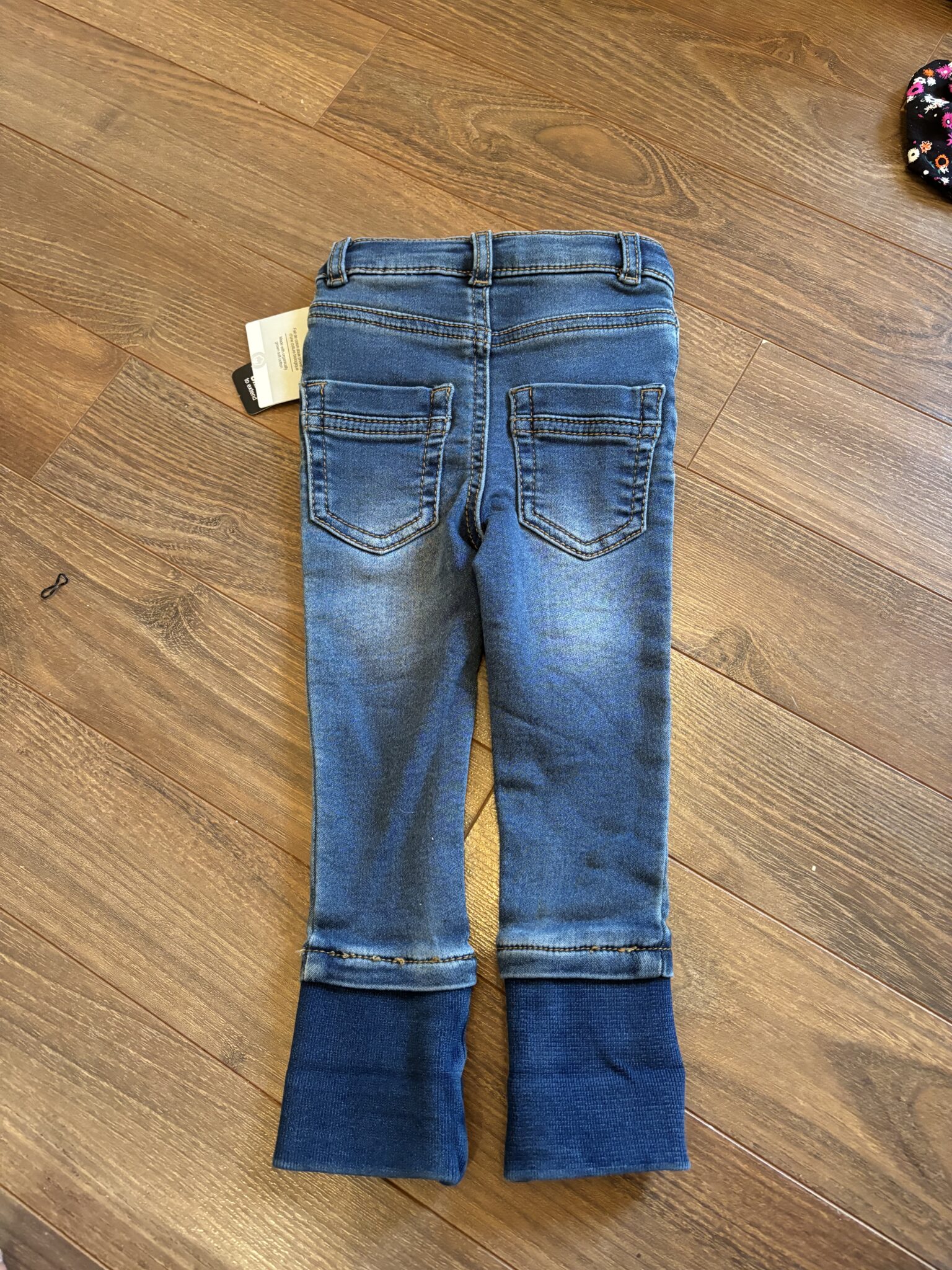 Image for Blumind evolving jeans