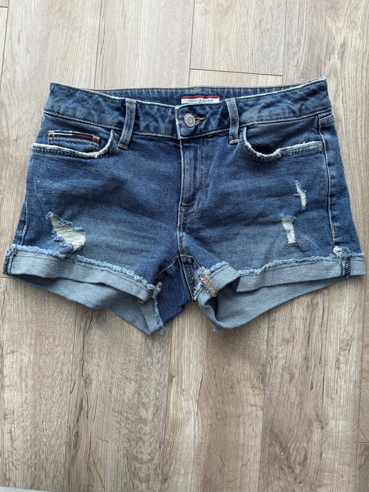 Featured image for 0 - Tommy Hilfiger shorts