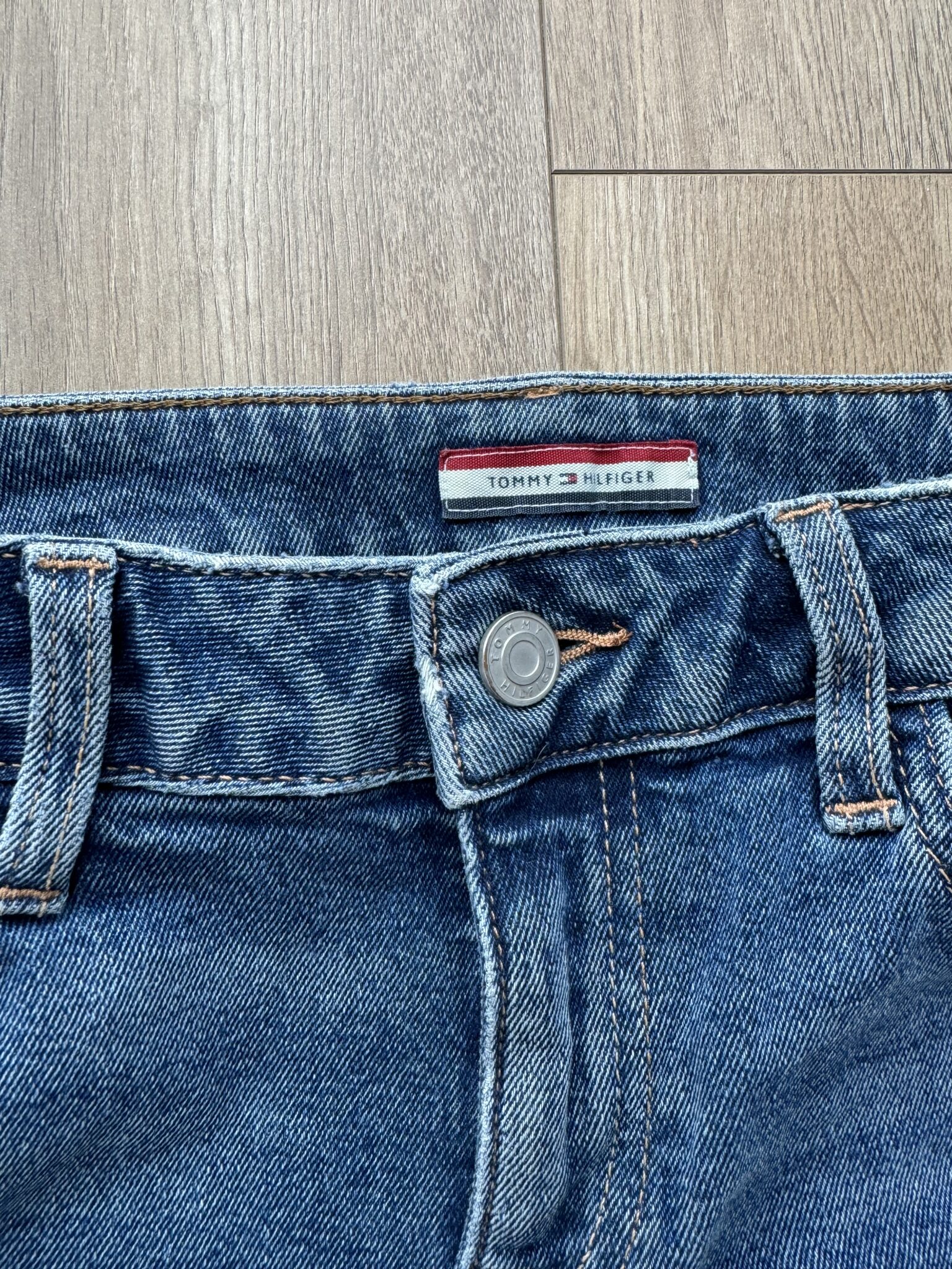 Image for 0 - Tommy Hilfiger shorts