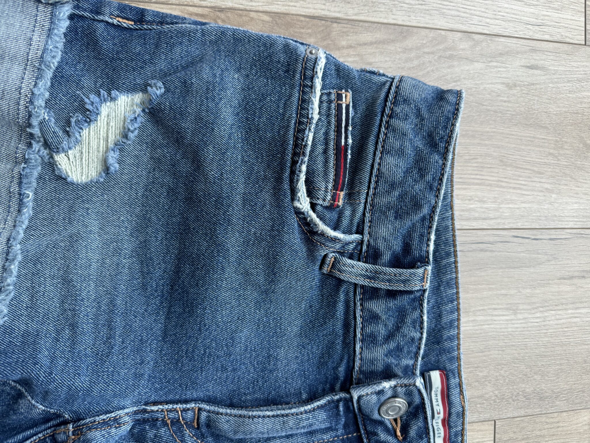 Image for 0 - Tommy Hilfiger shorts