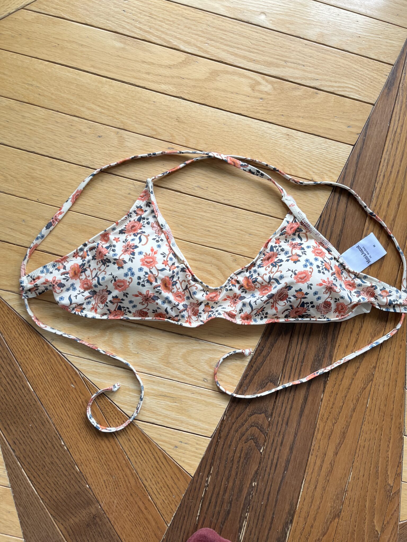 Featured image for Haut de maillot