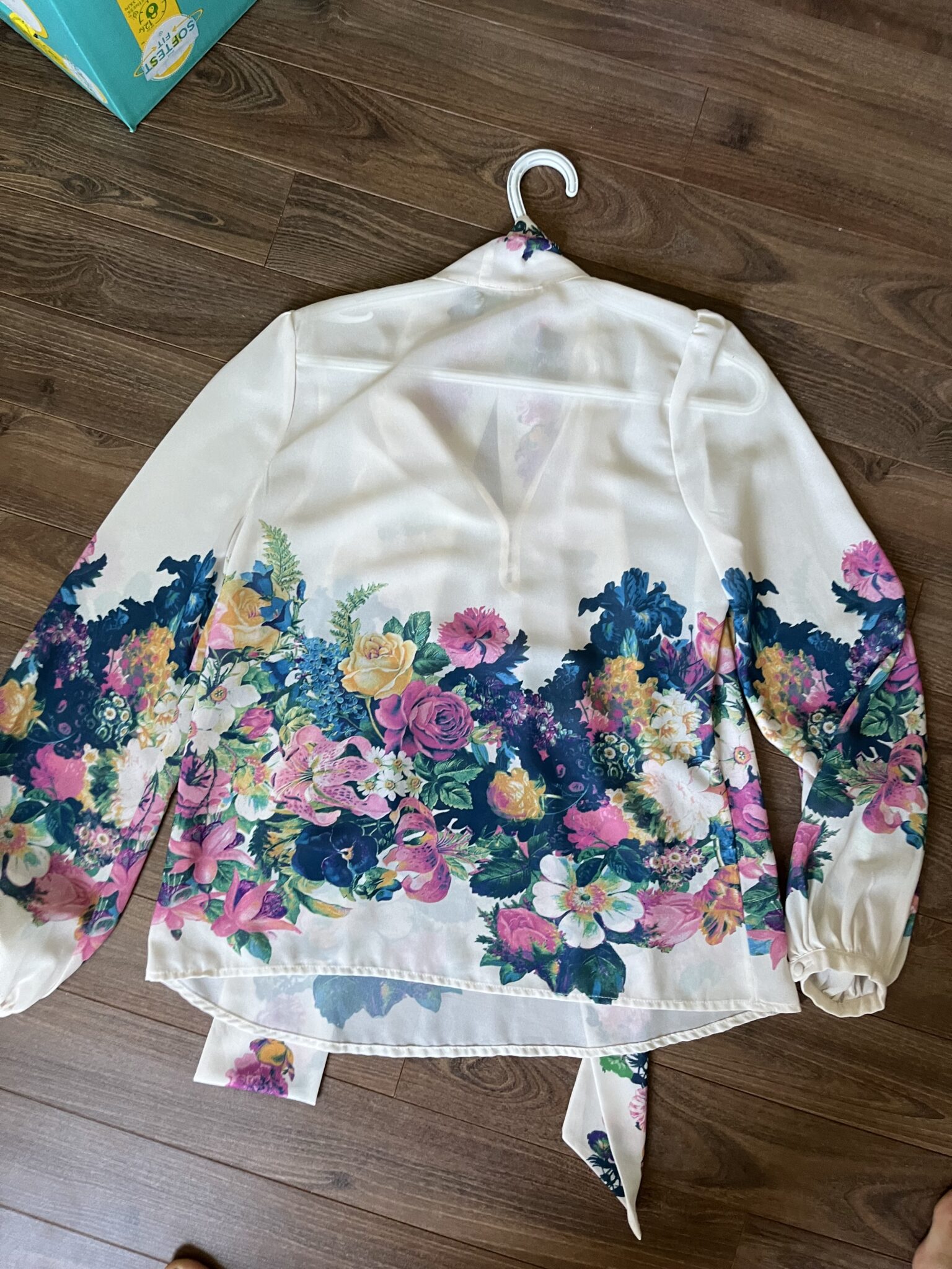 Image for Chemise avec ruban au cou