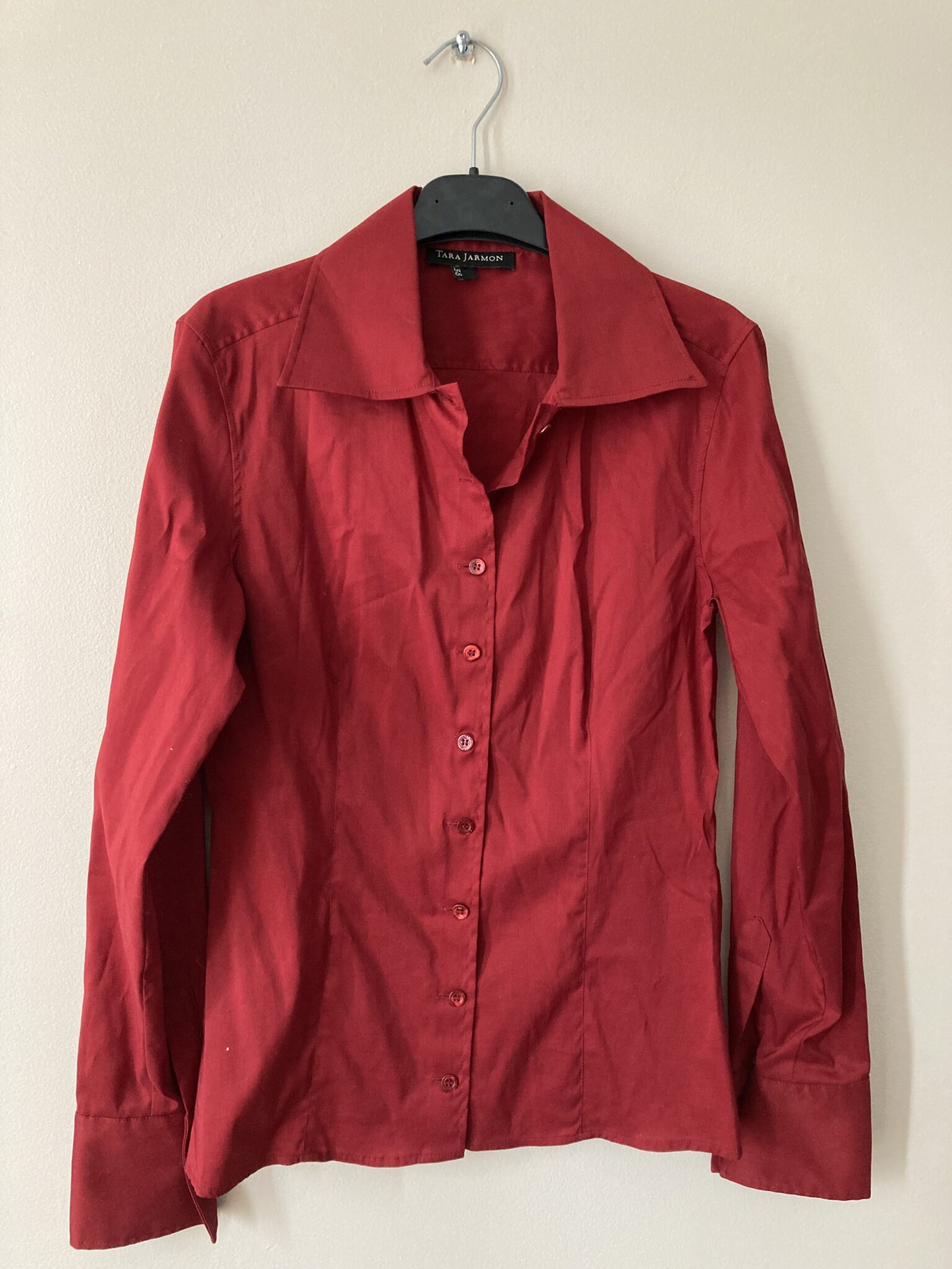 Featured image for Tara Jarmon shirt size 38