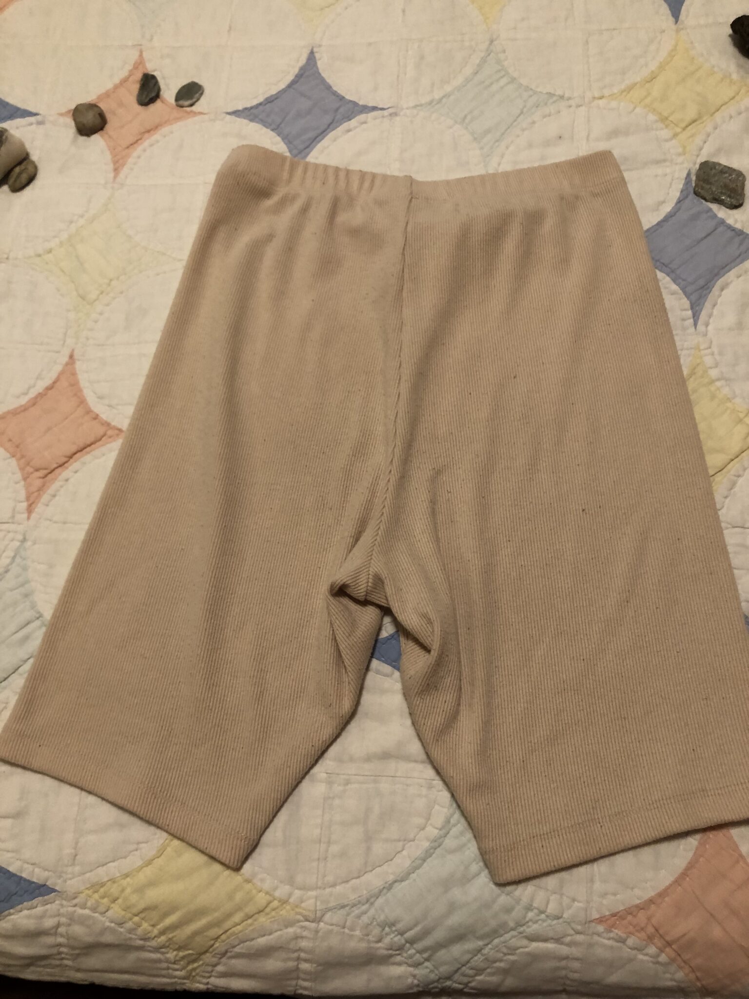 Image for Womance Biker short beige, tissu tout doux! « Vrai médium »