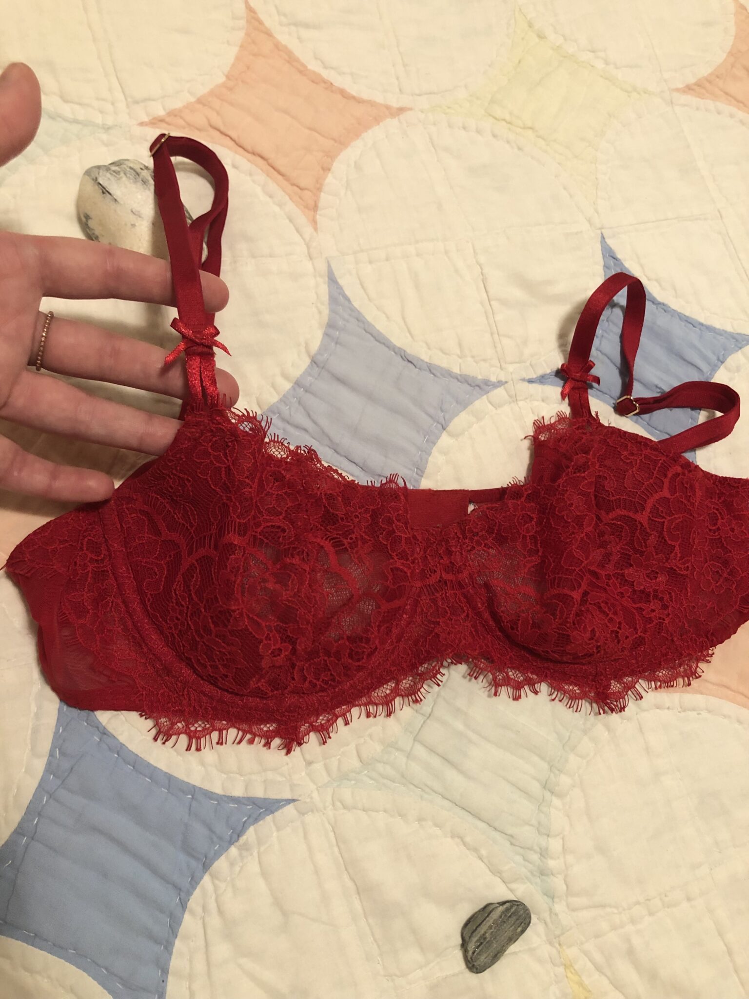 Image for Magnificent lightweight bra red 34b-c / 36a-b