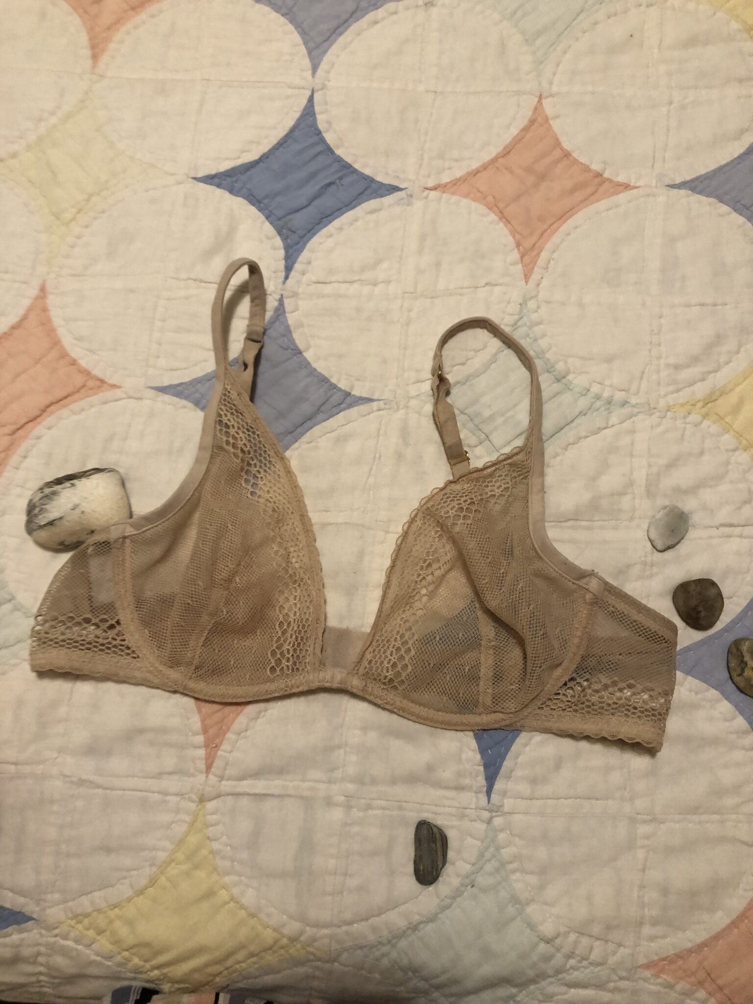 Featured image for Light romantic beige bra 34b-c / 36a-b