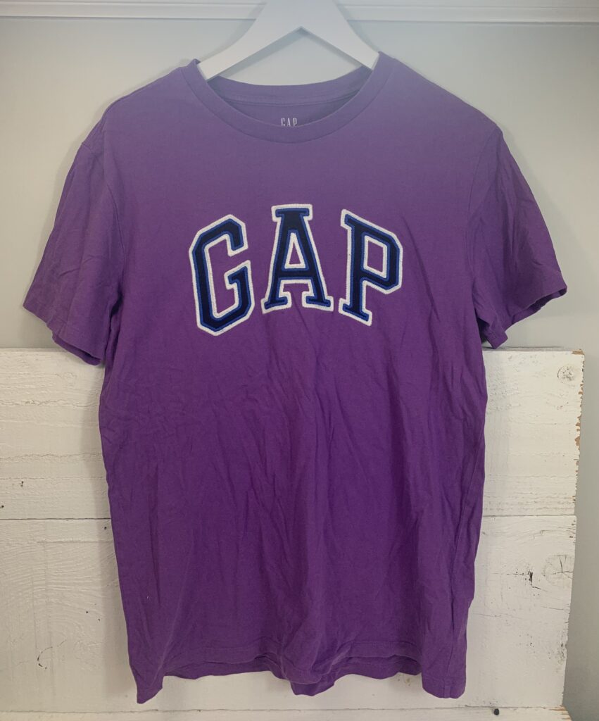 Featured image for T-shirt mauve avec logo