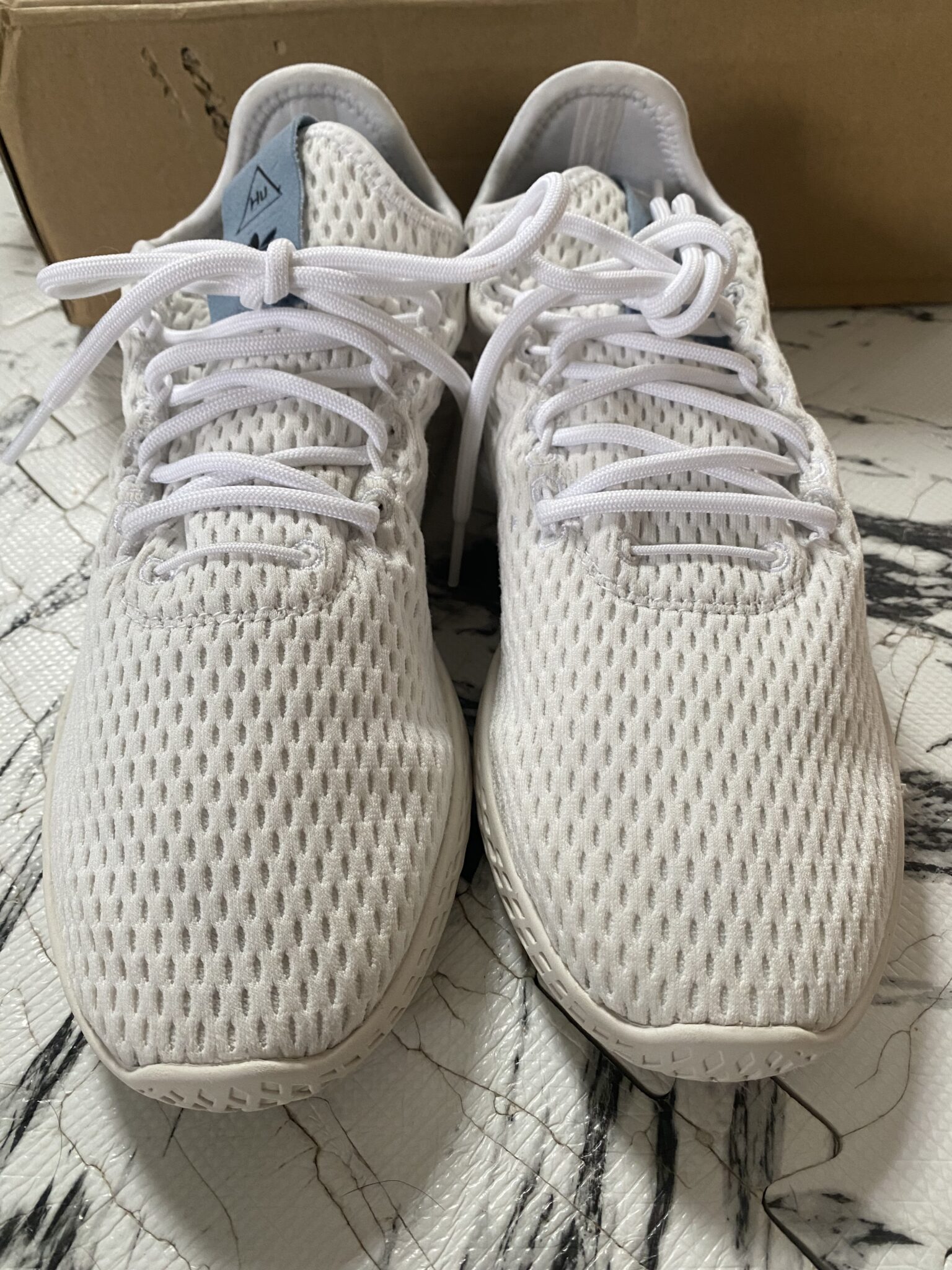 Featured image for PHARRELL WILLIAMS Adidas white