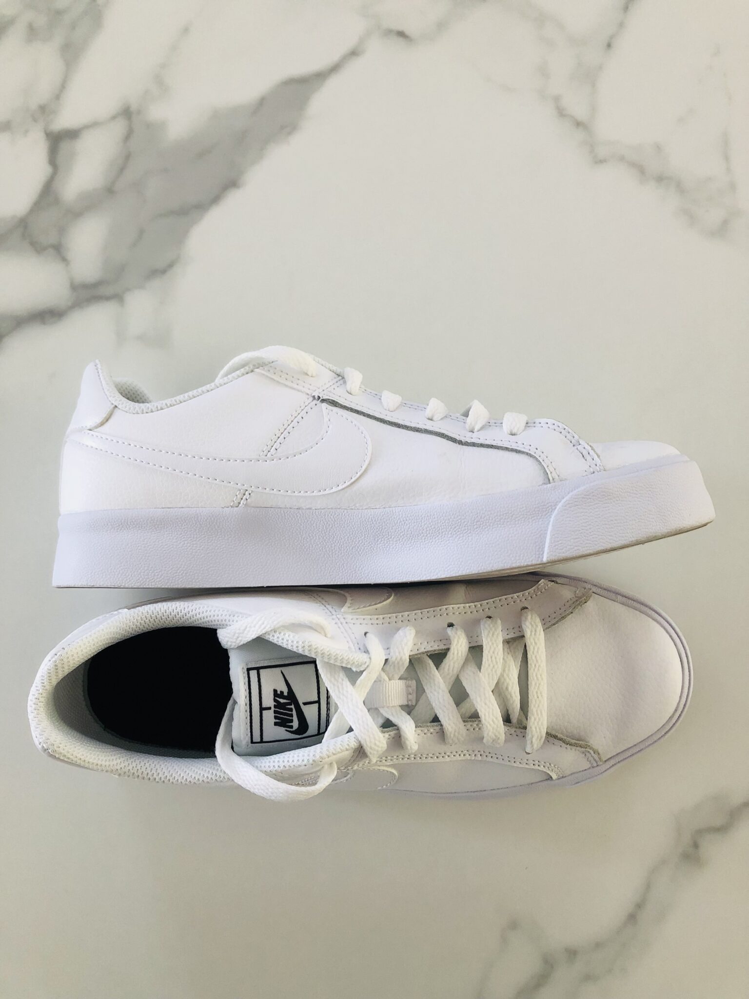Featured image for Baskets blanches Nike