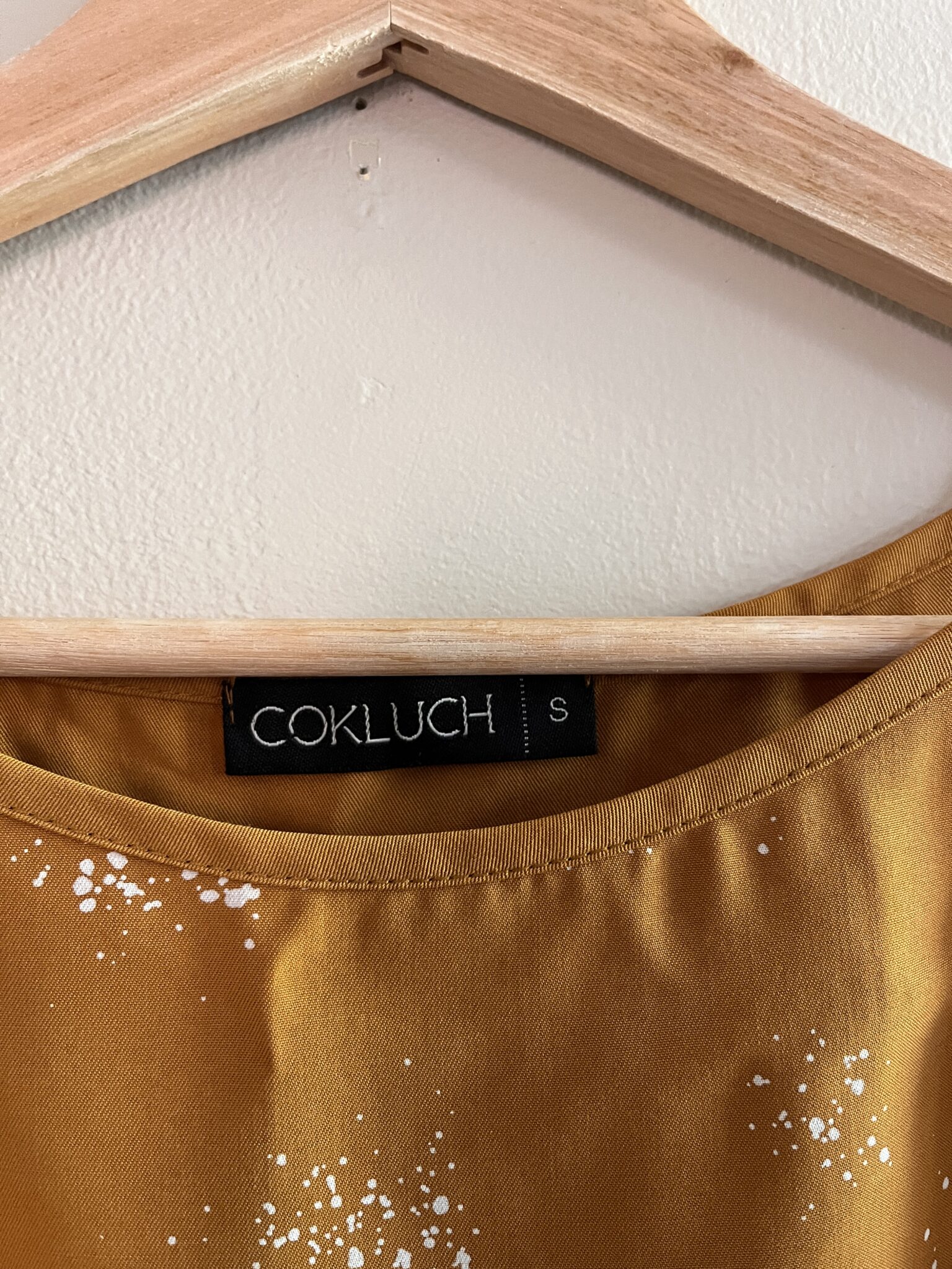 Image for Camisole débardeur Cokluch couleur doré et motif blanc taille S