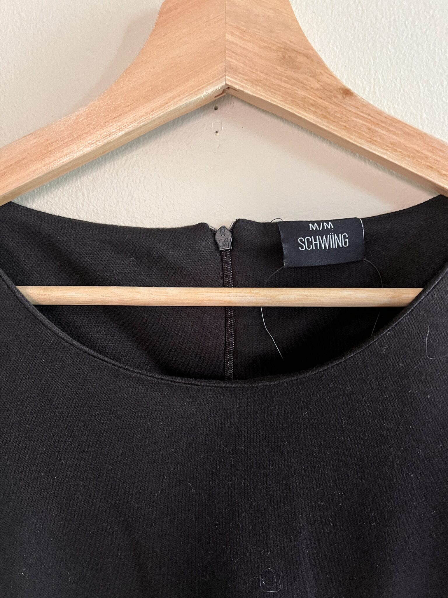 Image for Robe trapèze noire élégante Schwiing taille M