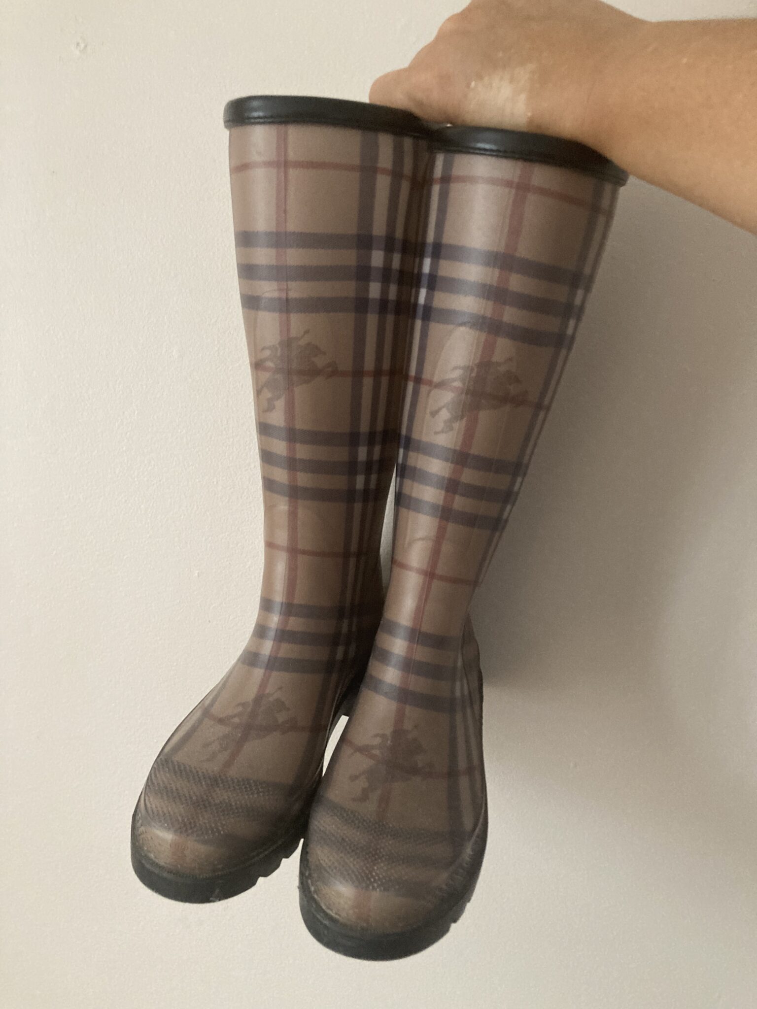 Image for Burberry rain boots size 35