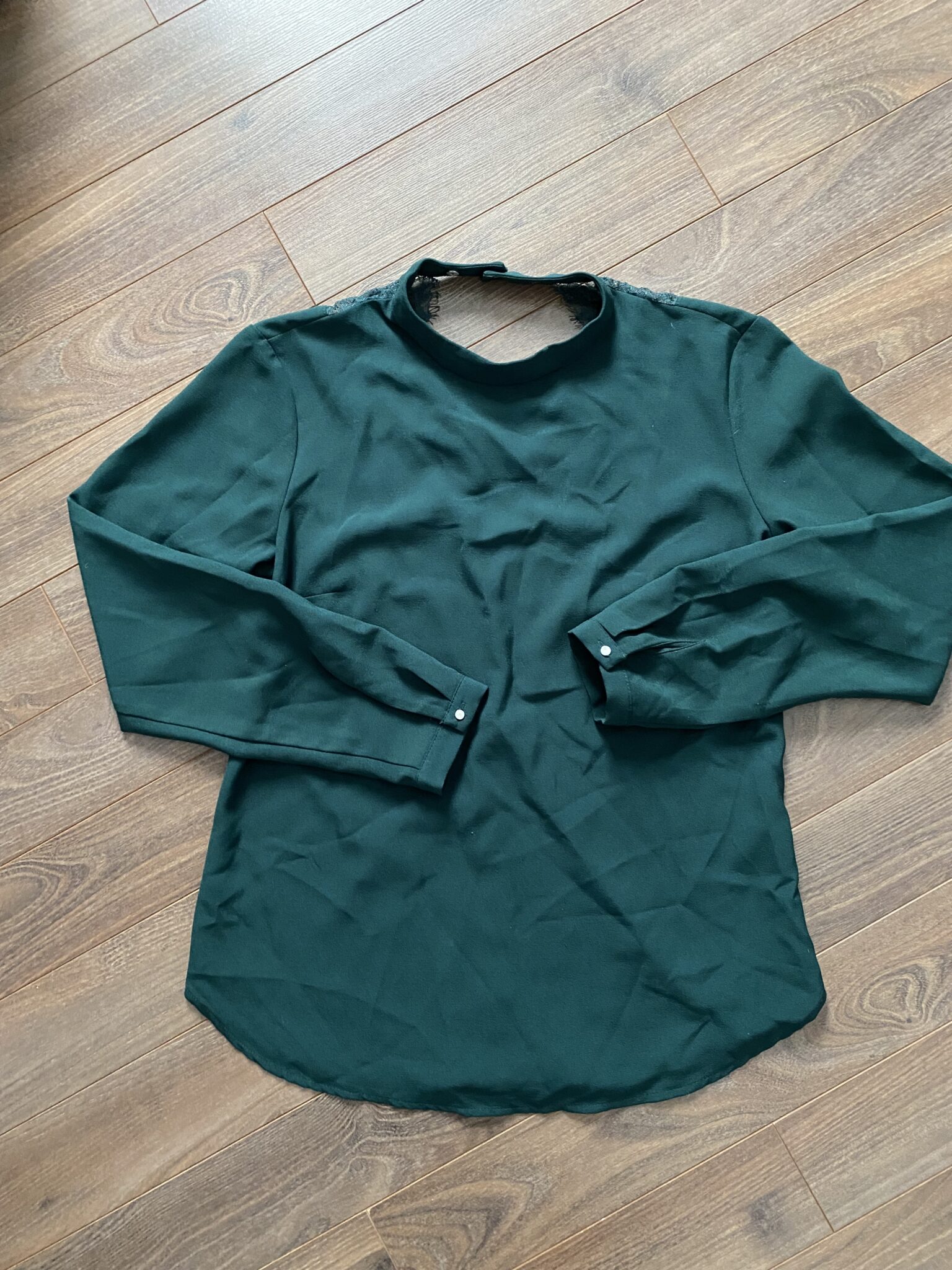 Featured image for Blouse dos ouvert