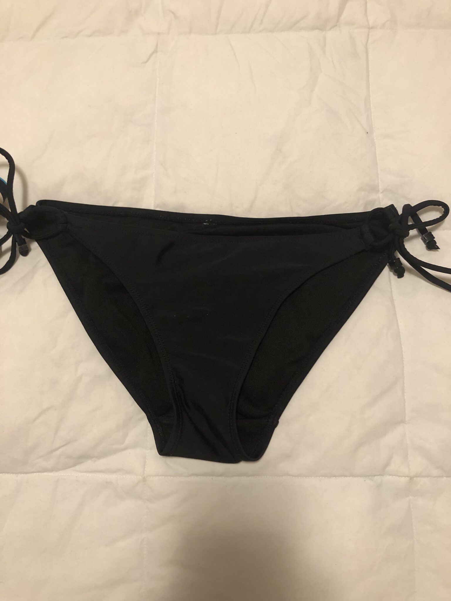 Featured image for Culotte de maillot noire « small medium »