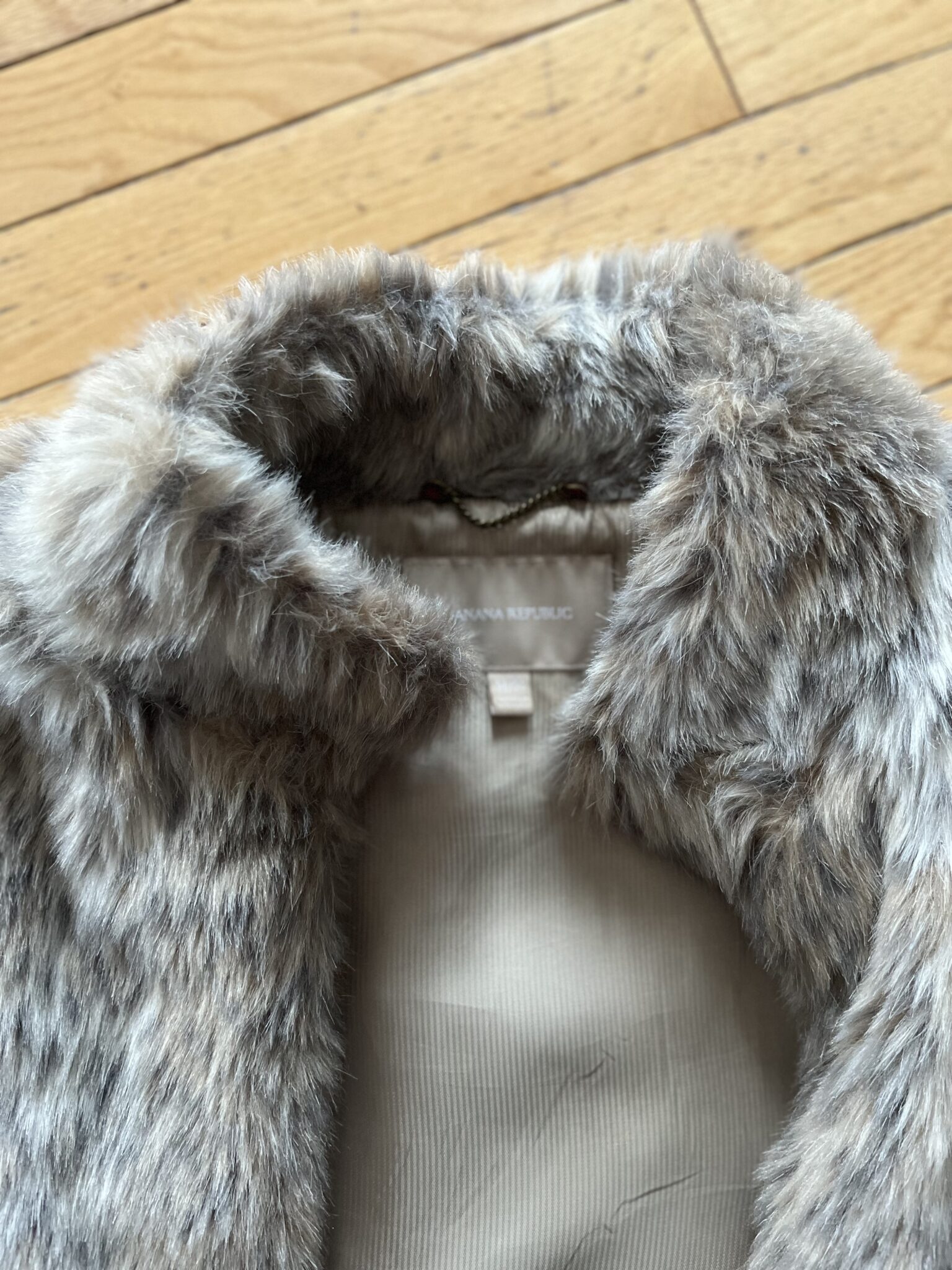 Image for Veste sans manche en fausse fourrure
