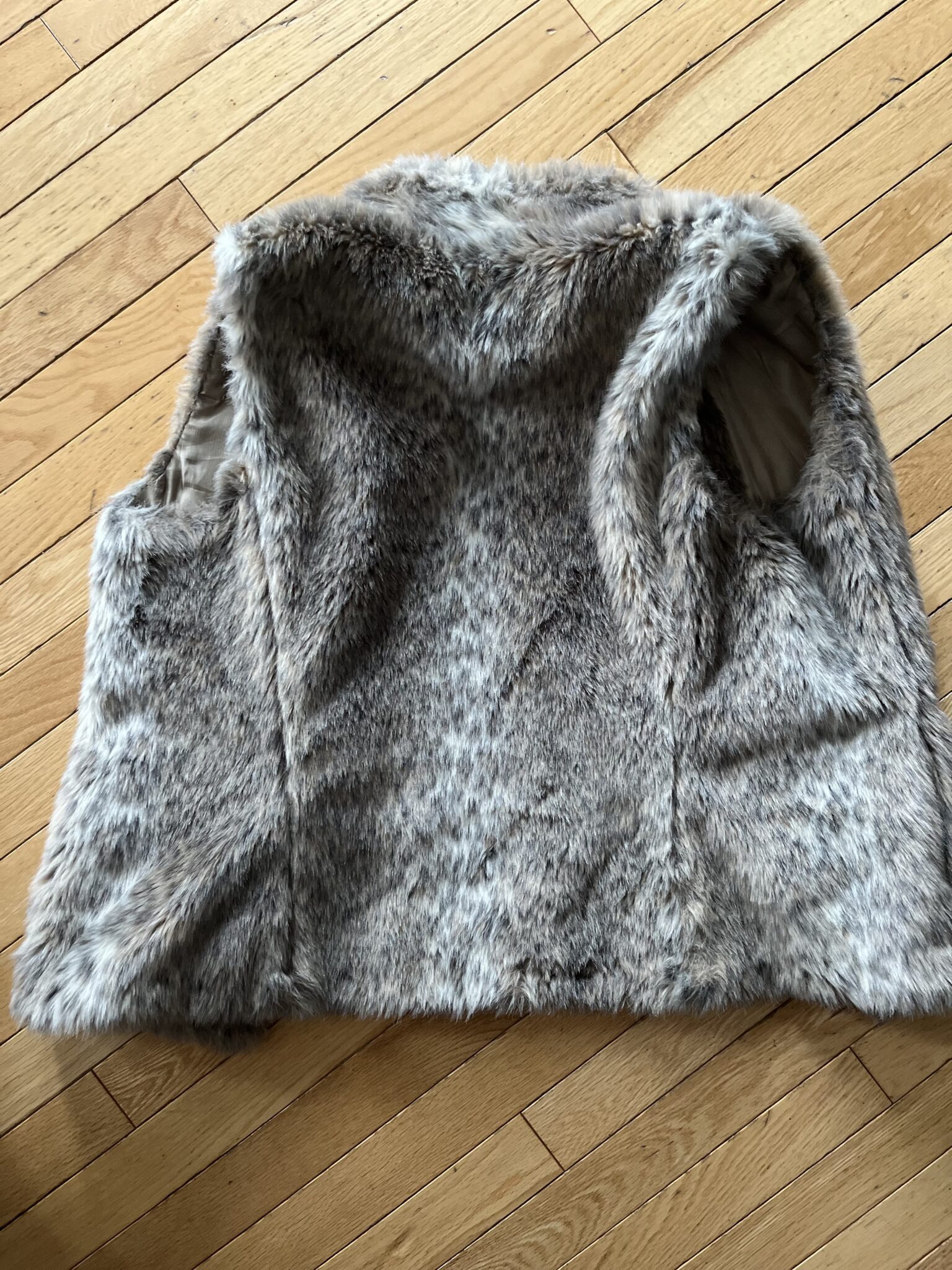 Image for Veste sans manche en fausse fourrure