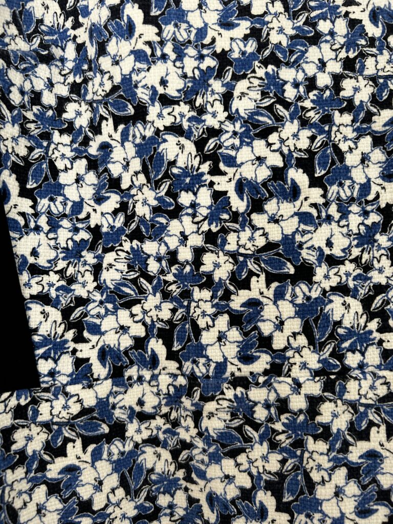 Image for Fitted dress with open back