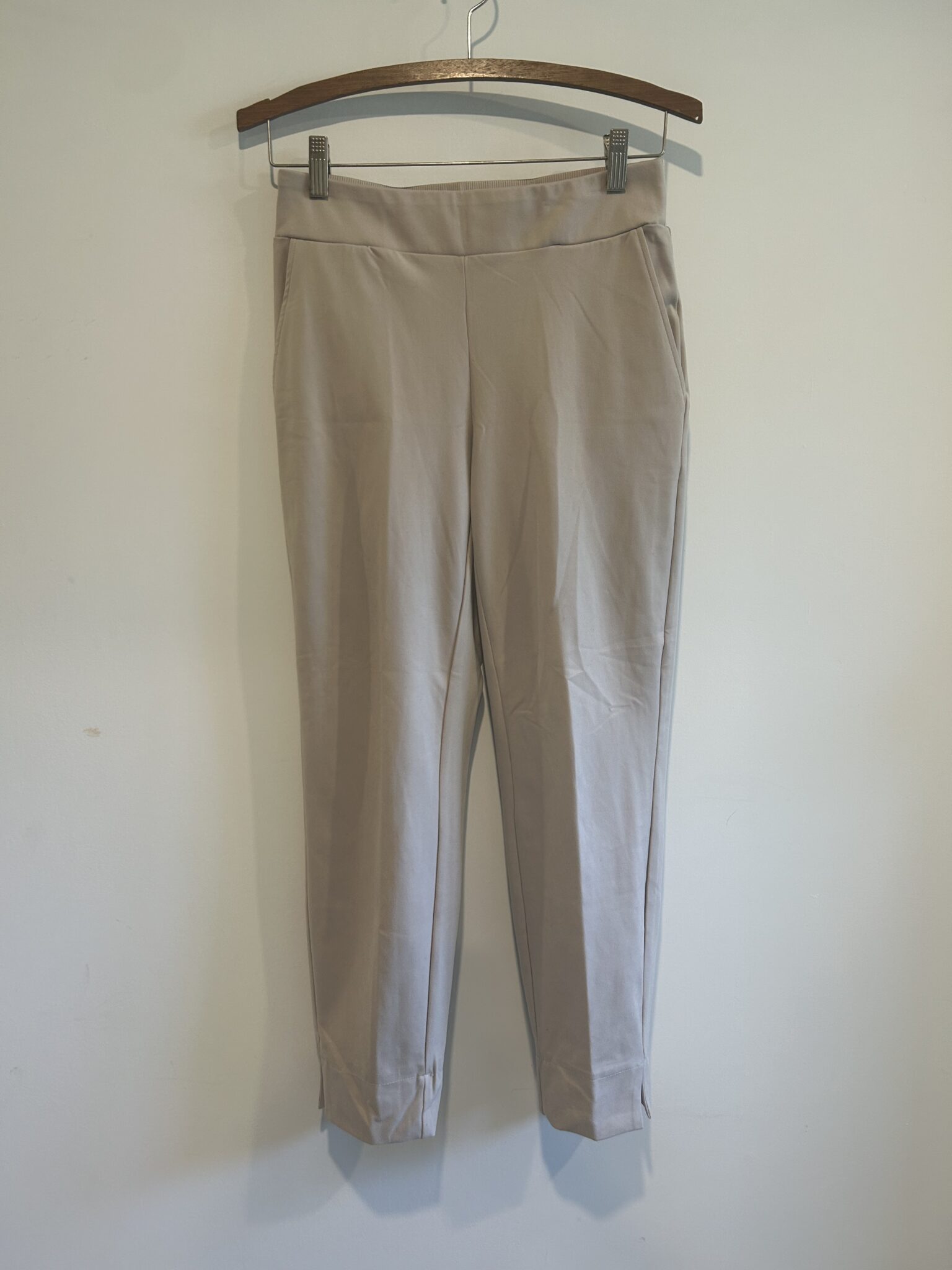Featured image for Pantalon droit beige