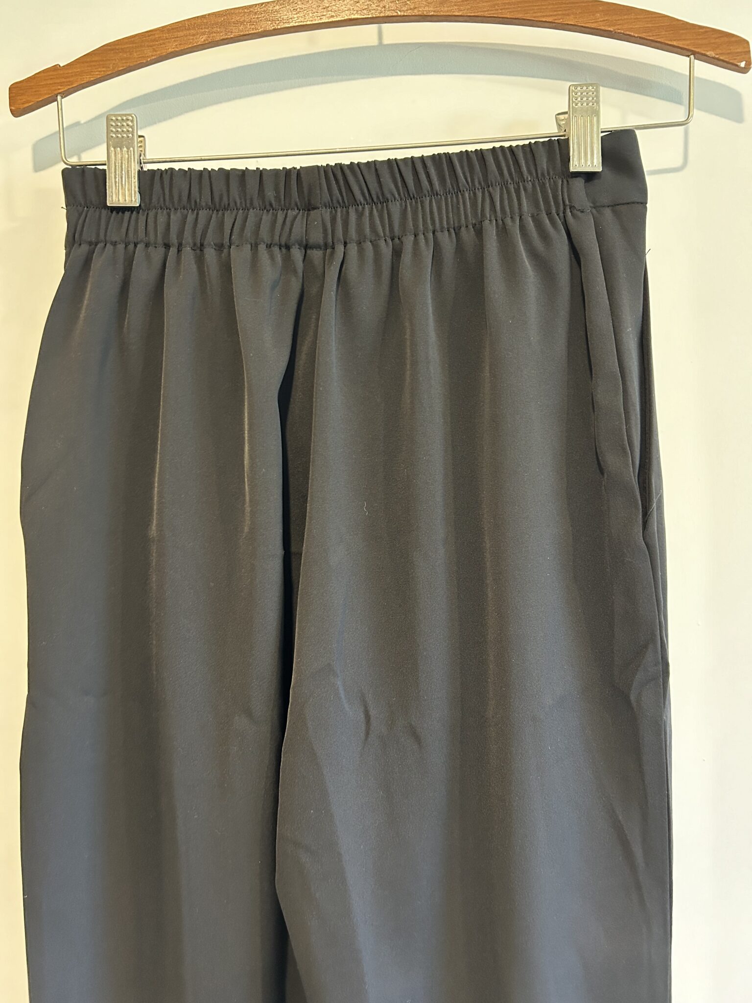 Image for Pantalon noir jambes larges