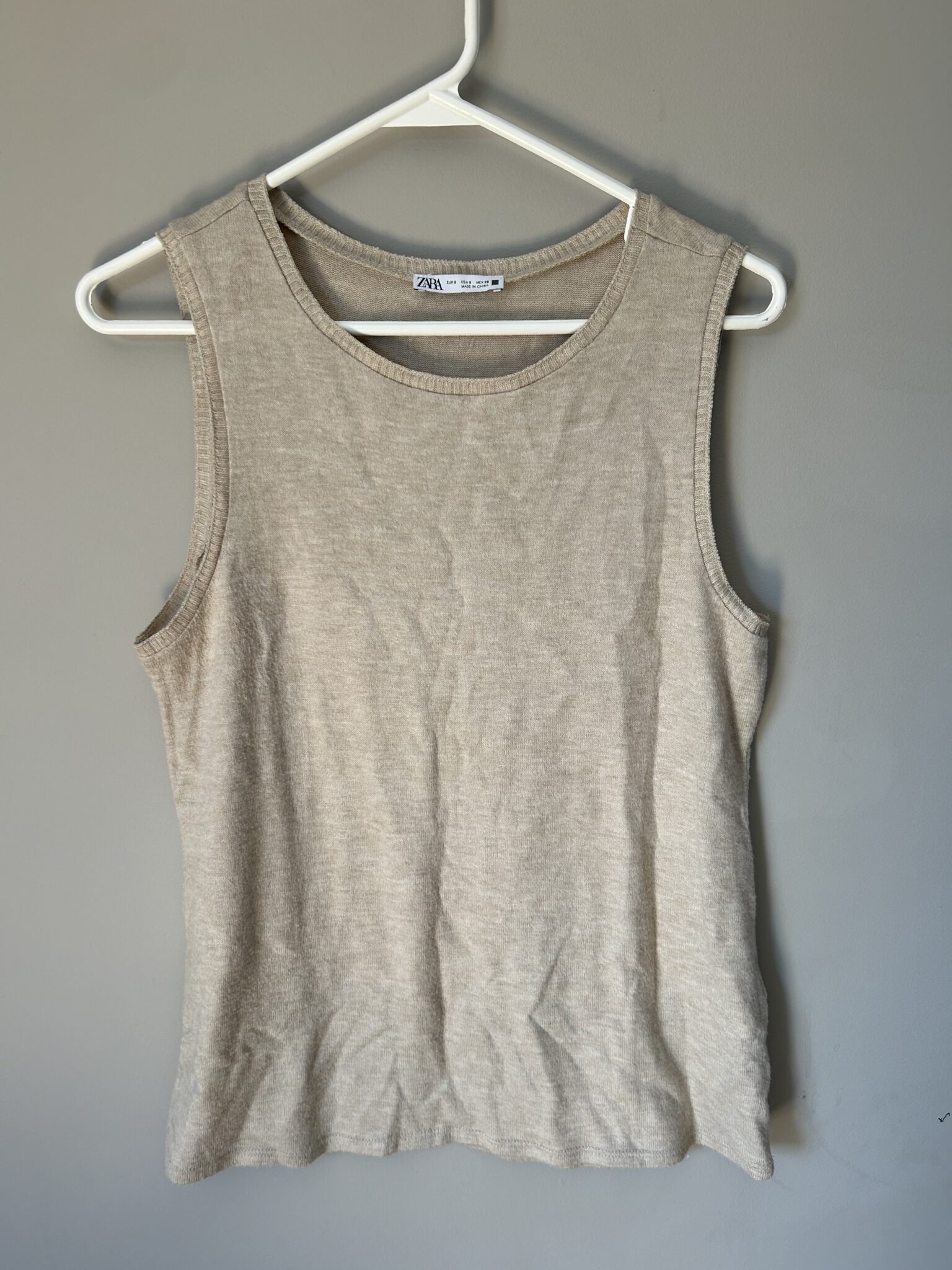 Featured image for Camisole en tricot beige