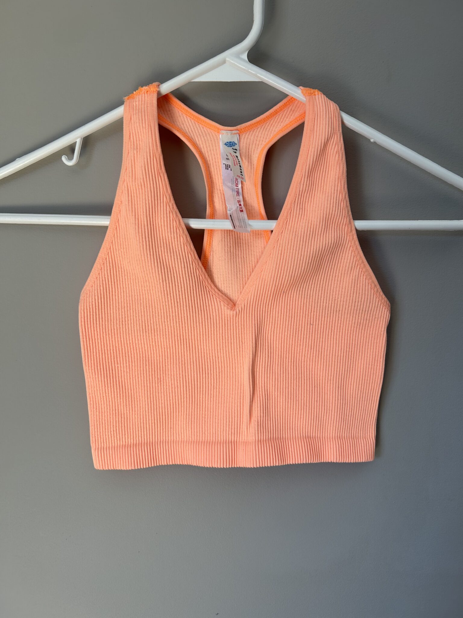 Featured image for Top de sport orange